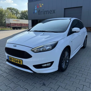 Ford Focus 1.0 ST-Line | PDC | Sport Uitvoering !