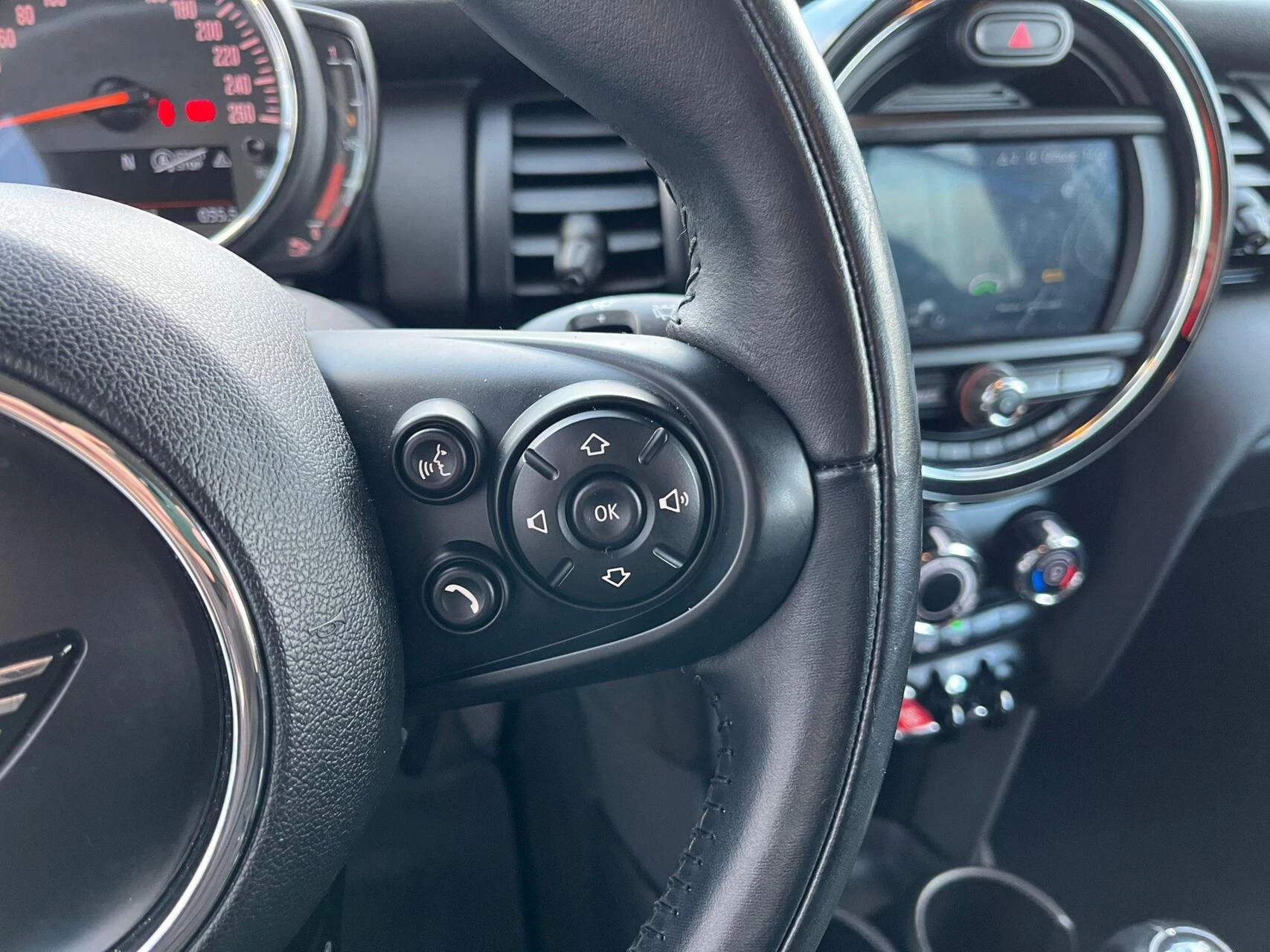 Hoofdafbeelding MINI One