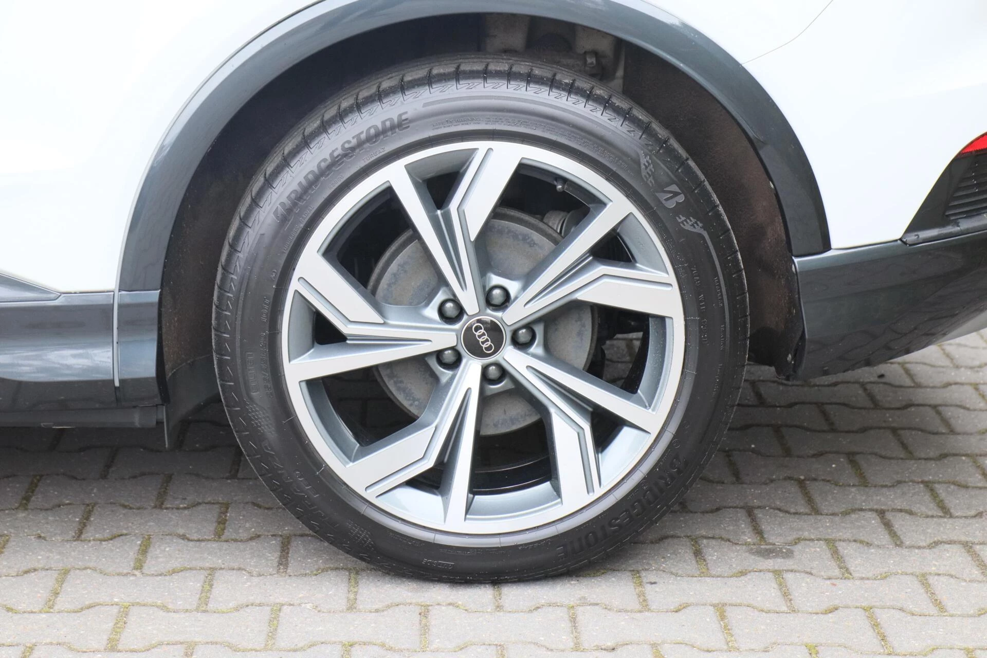 Hoofdafbeelding Audi Q4 Sportback e-tro