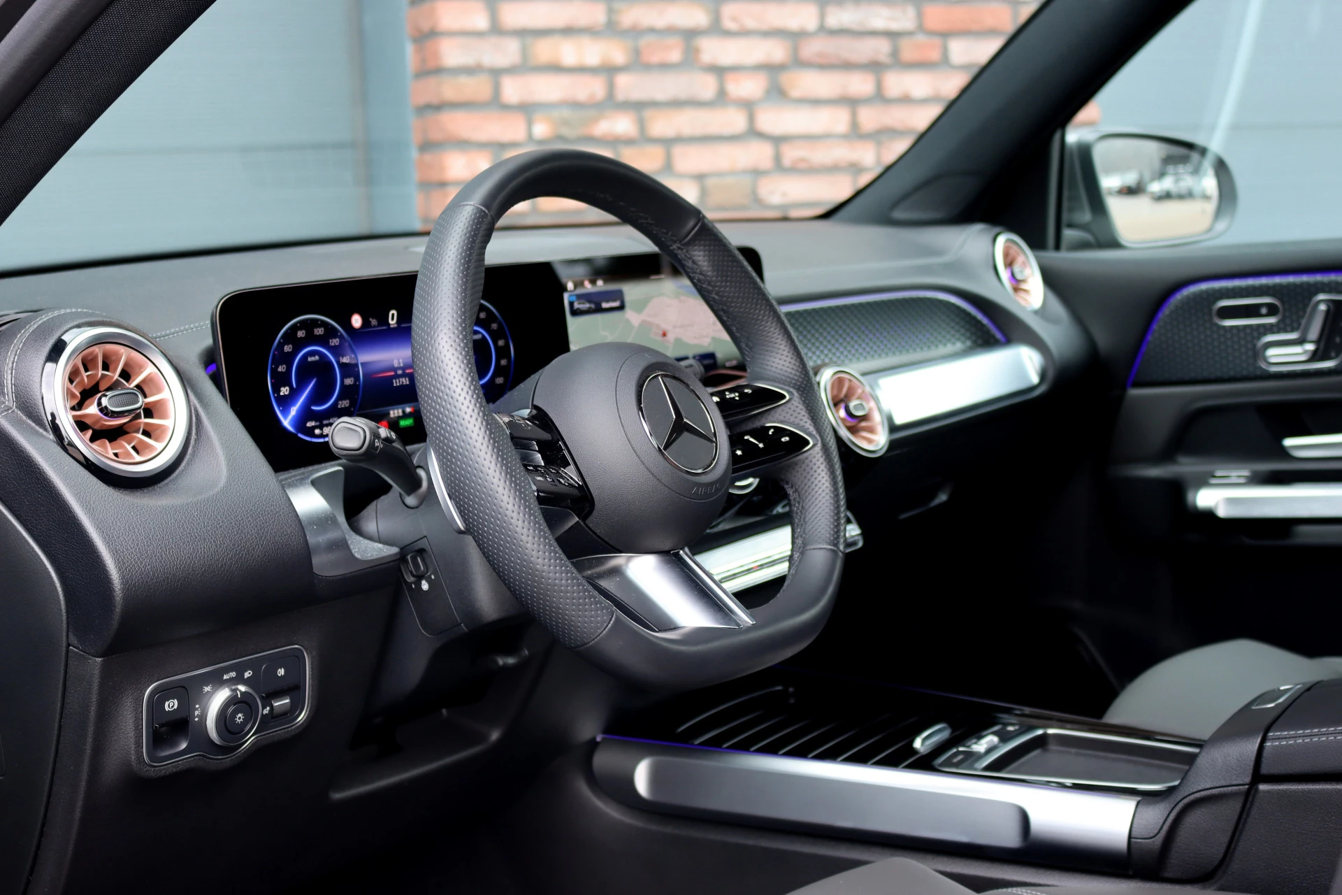 Hoofdafbeelding Mercedes-Benz EQB