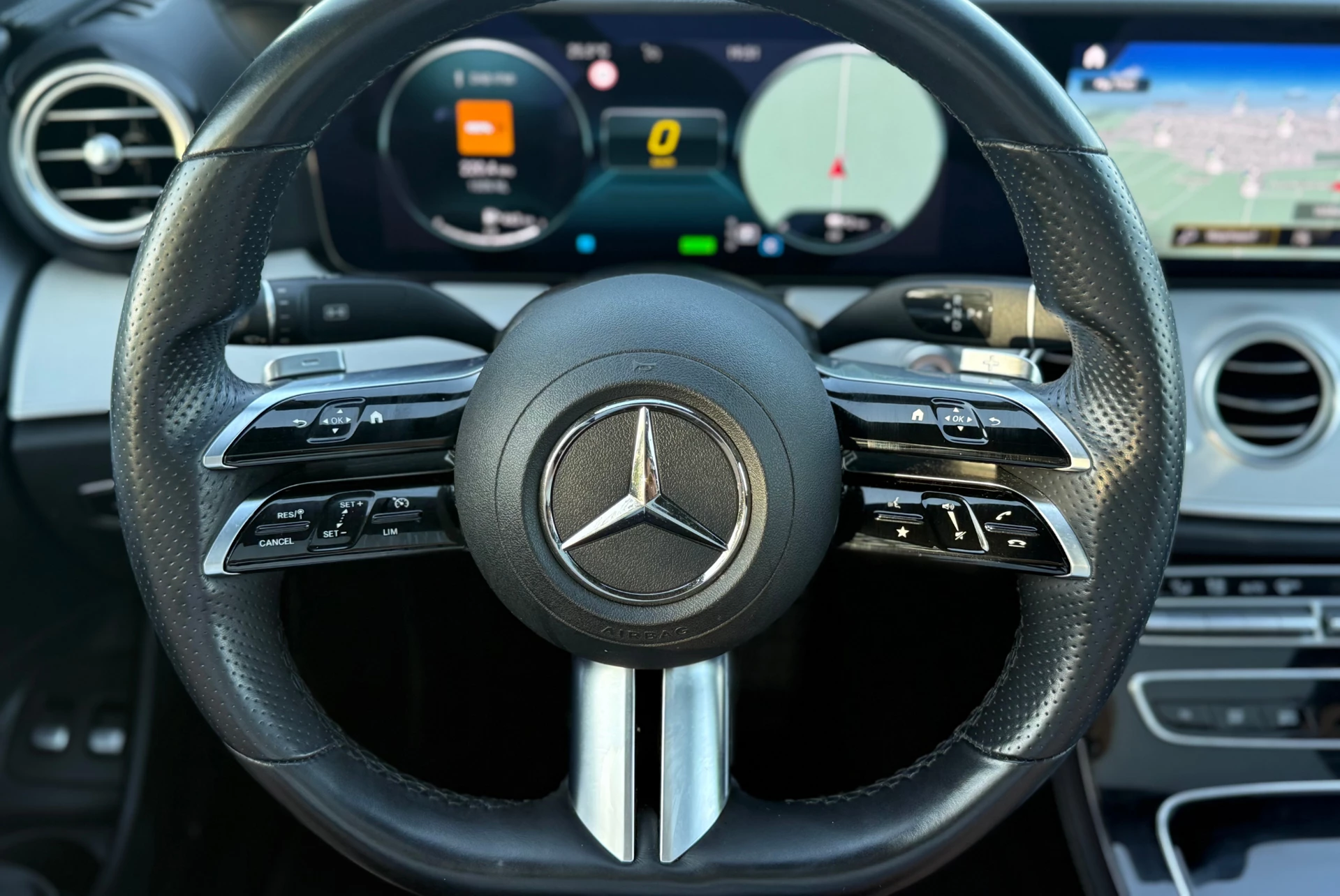 Hoofdafbeelding Mercedes-Benz E-Klasse