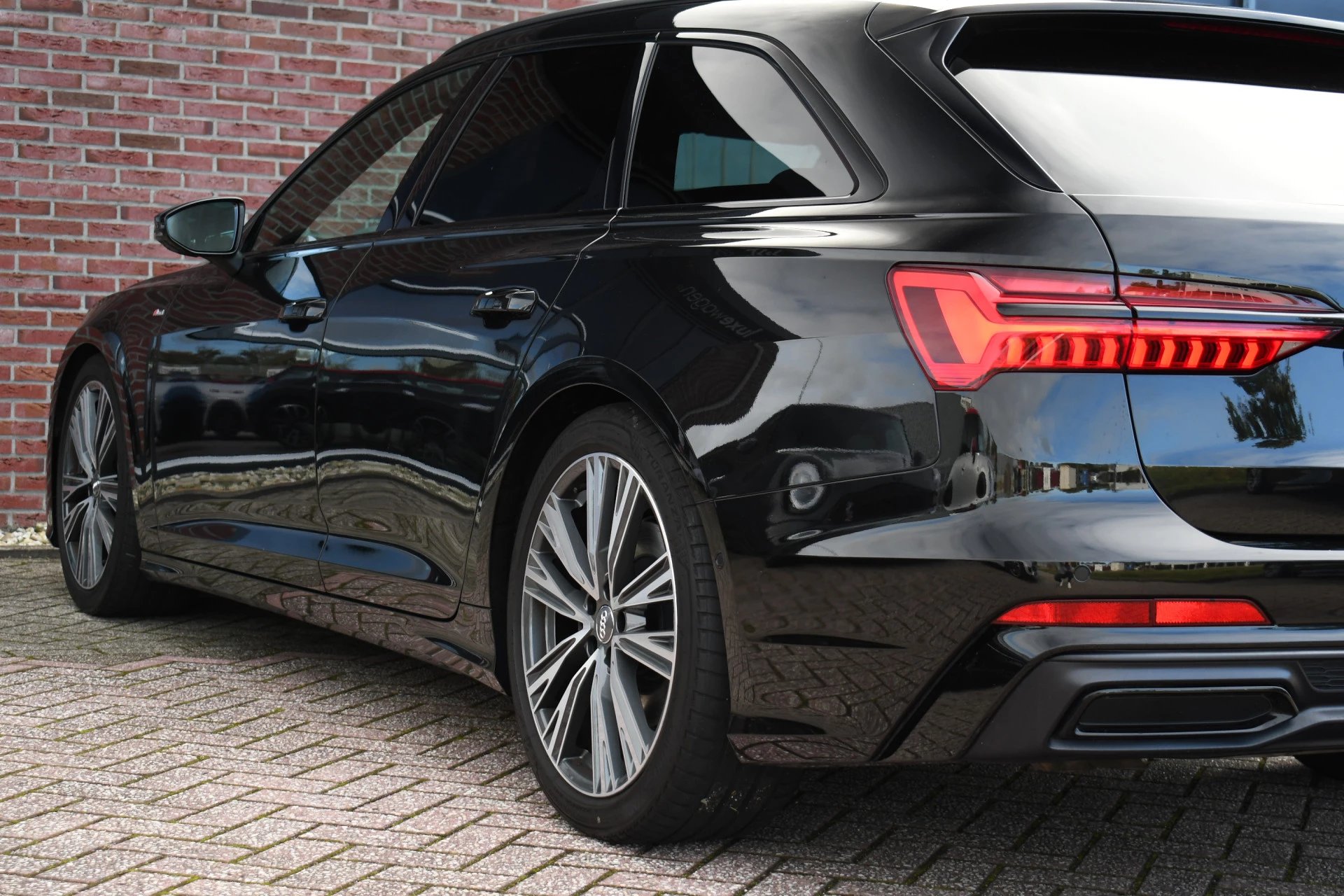 Hoofdafbeelding Audi A6