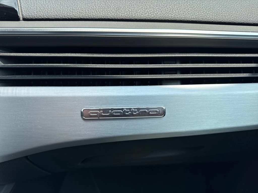 Hoofdafbeelding Audi S4
