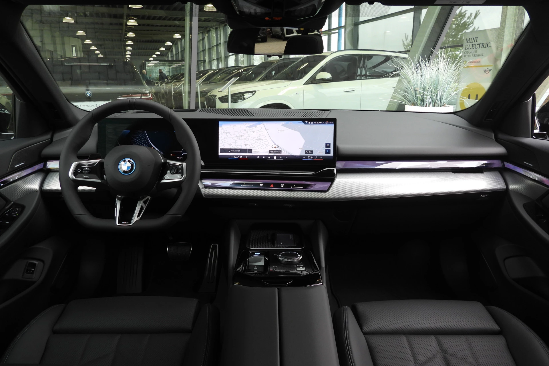 Hoofdafbeelding BMW i5