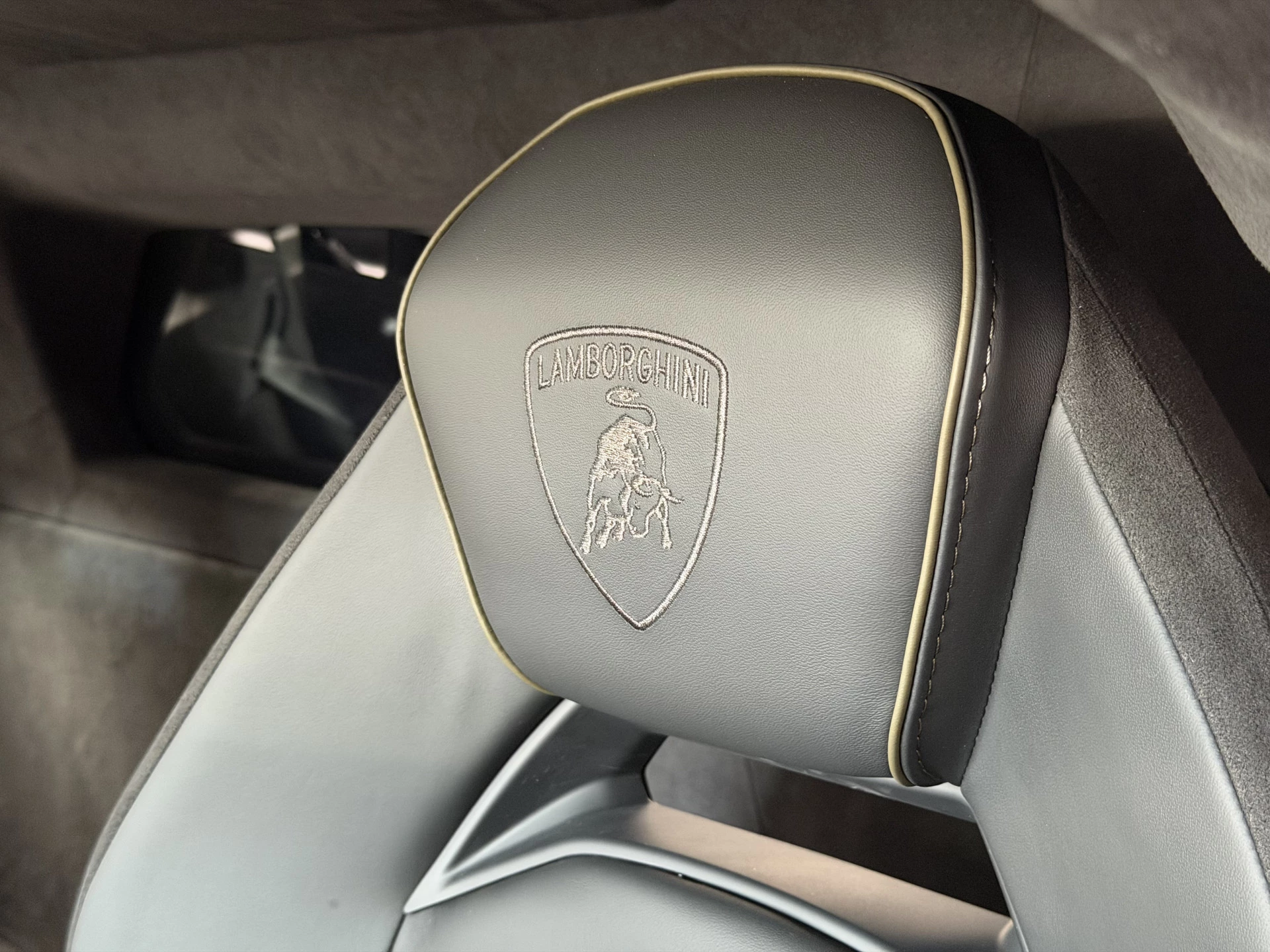 Hoofdafbeelding Lamborghini Revuelto