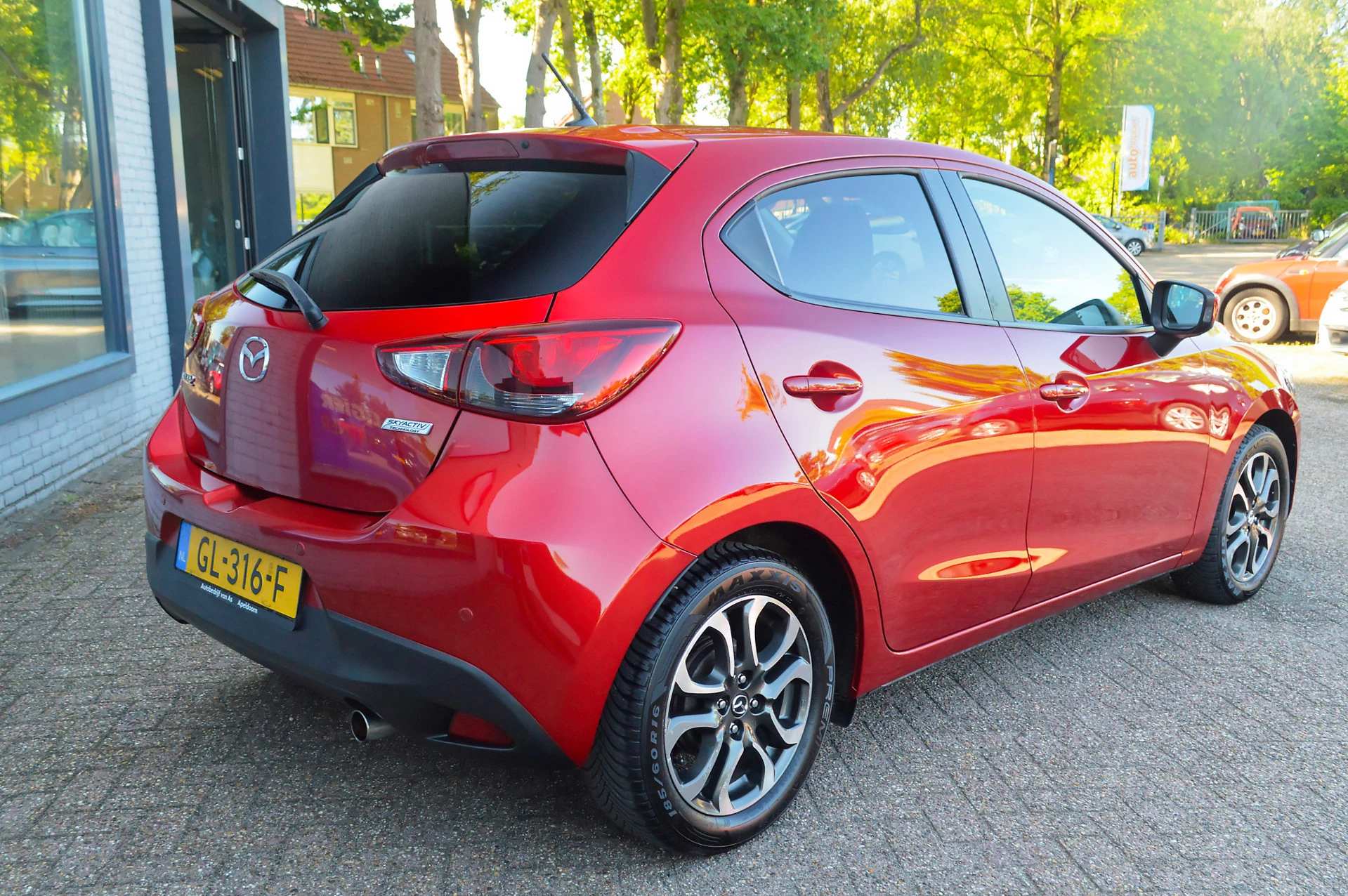 Hoofdafbeelding Mazda 2