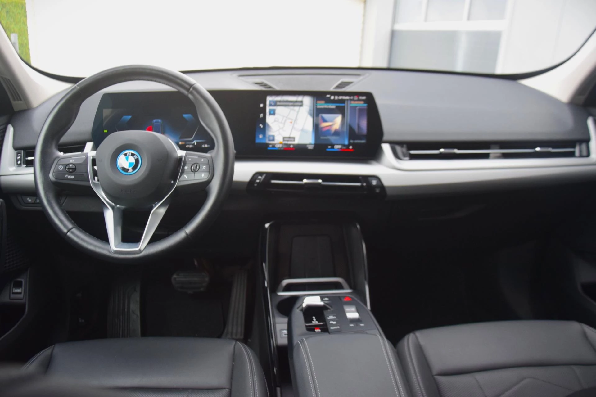 Hoofdafbeelding BMW iX1