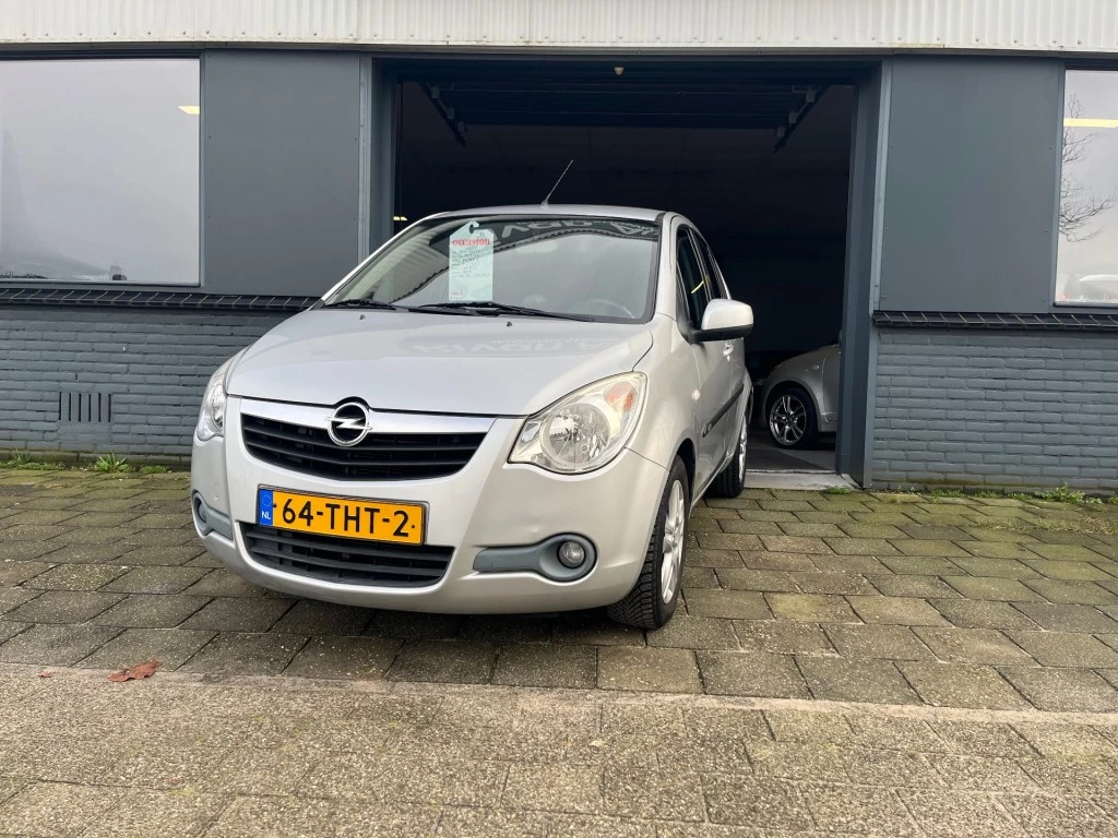 Hoofdafbeelding Opel Agila