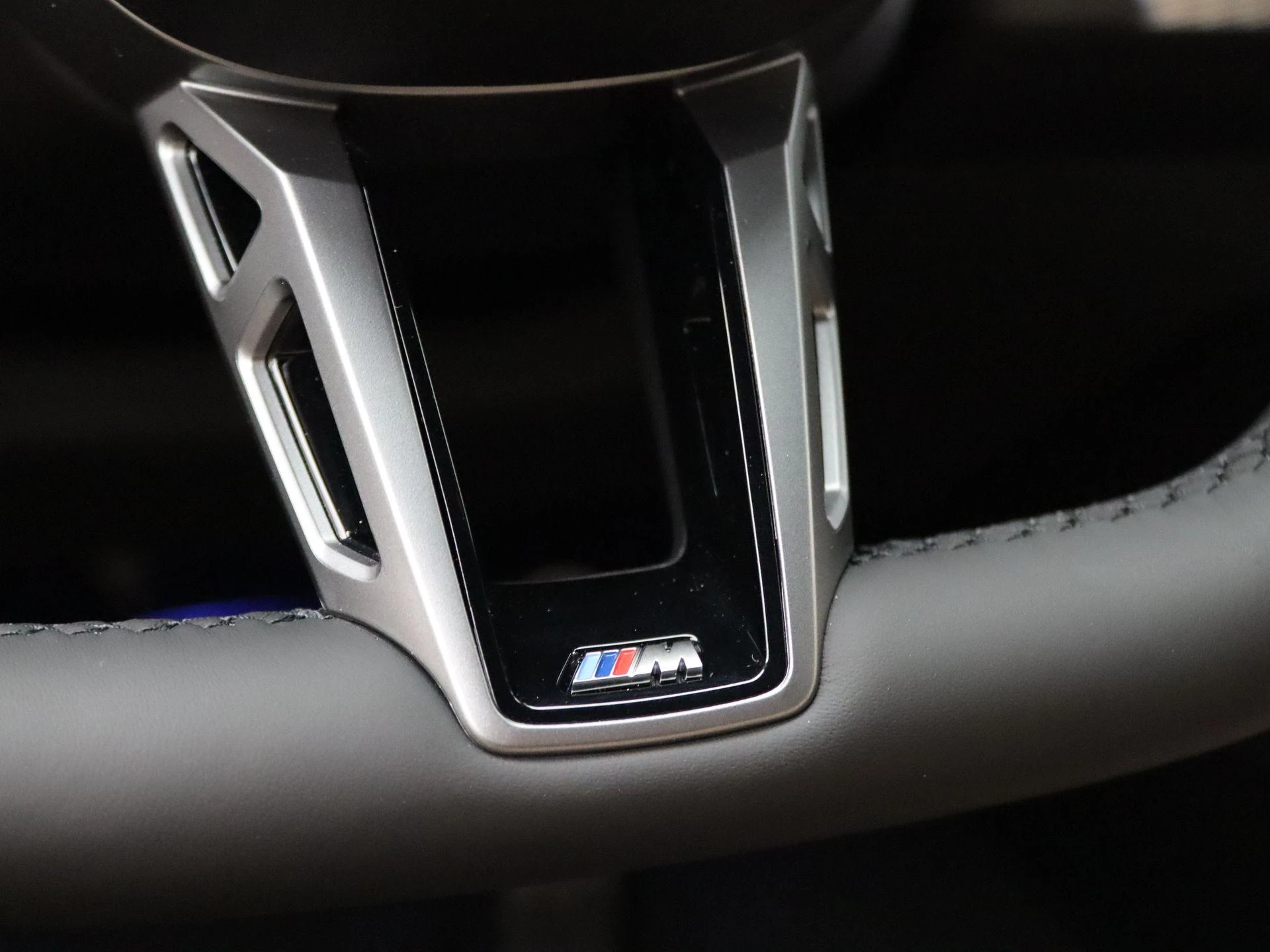 Hoofdafbeelding BMW i5