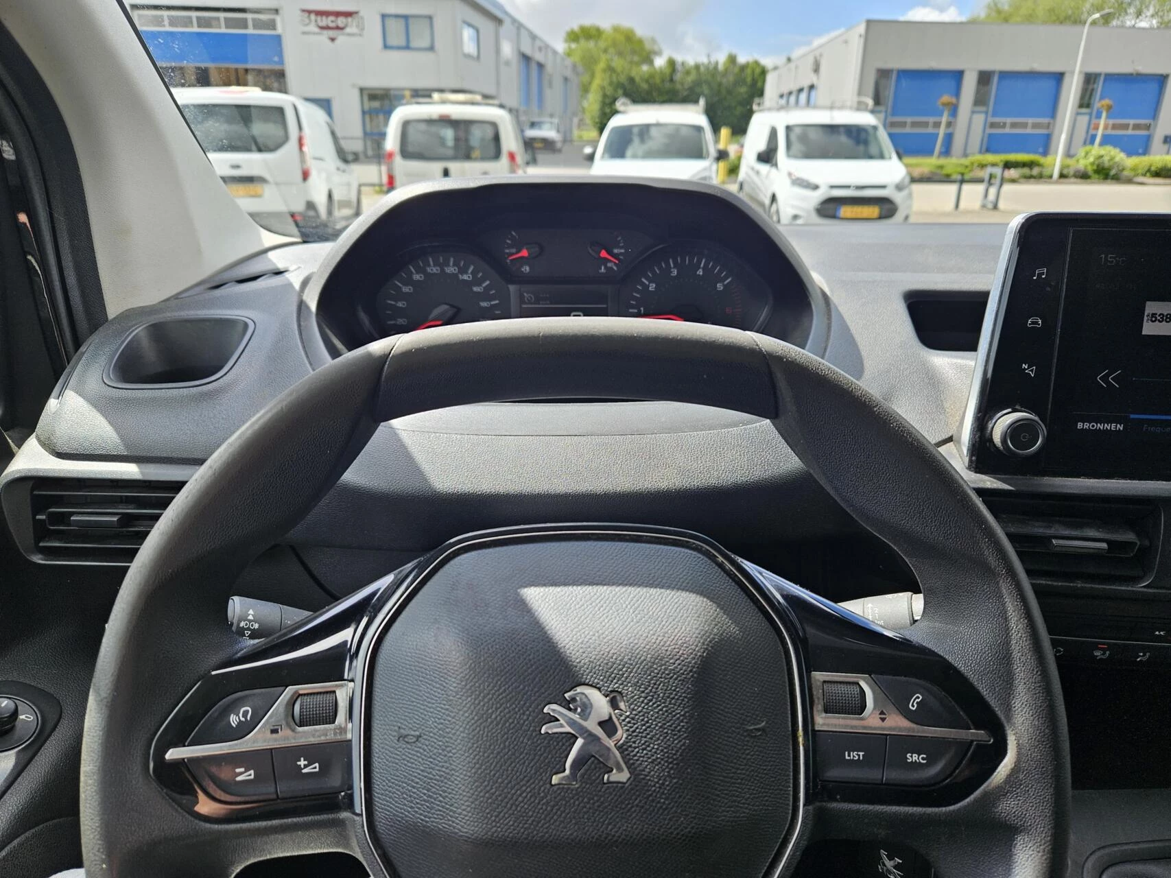 Hoofdafbeelding Peugeot Partner
