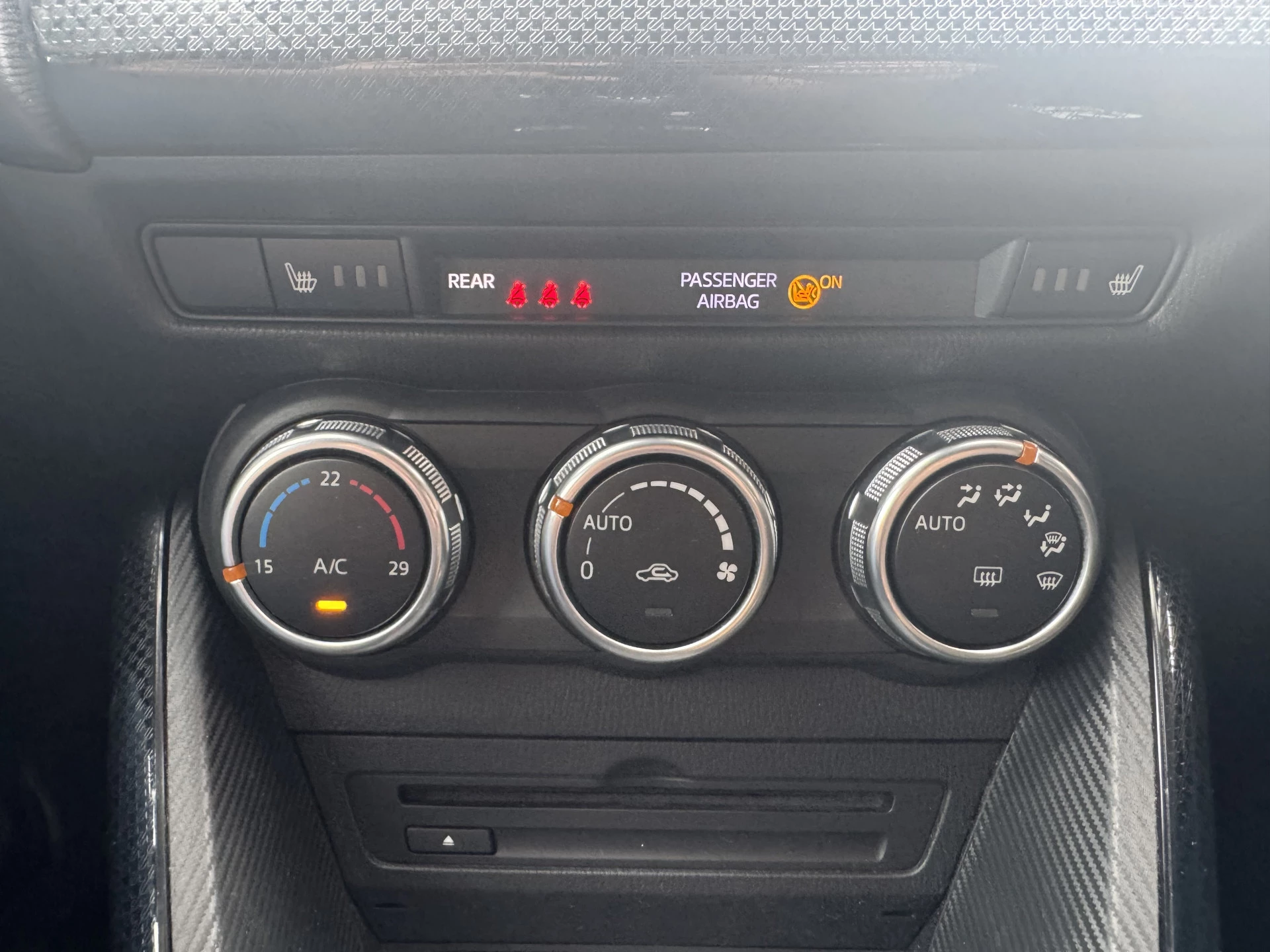 Hoofdafbeelding Mazda 2