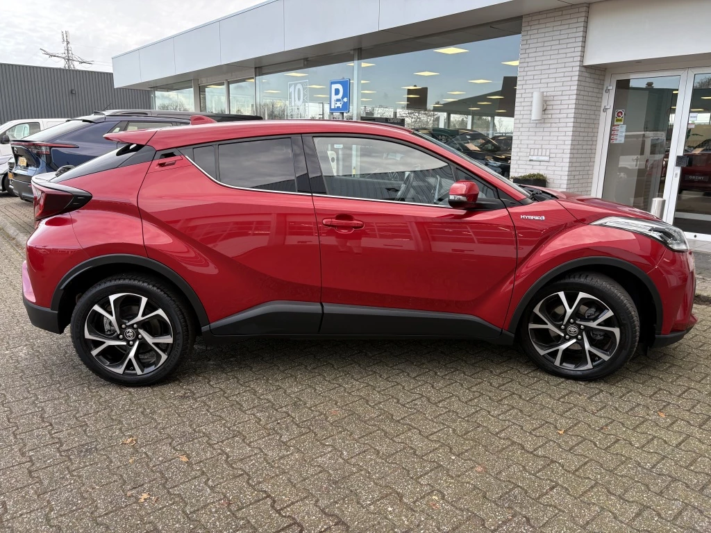 Hoofdafbeelding Toyota C-HR