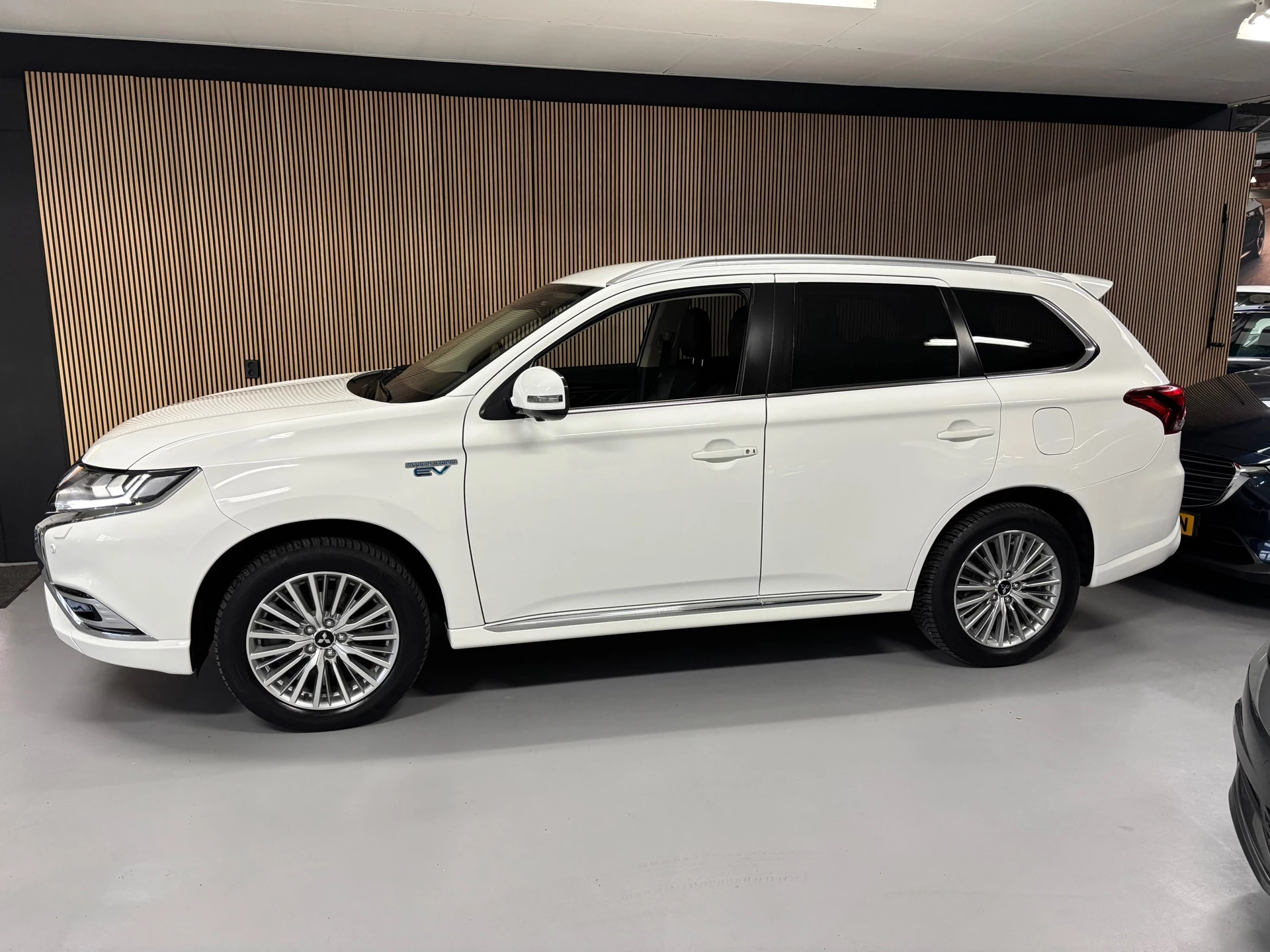 Hoofdafbeelding Mitsubishi Outlander