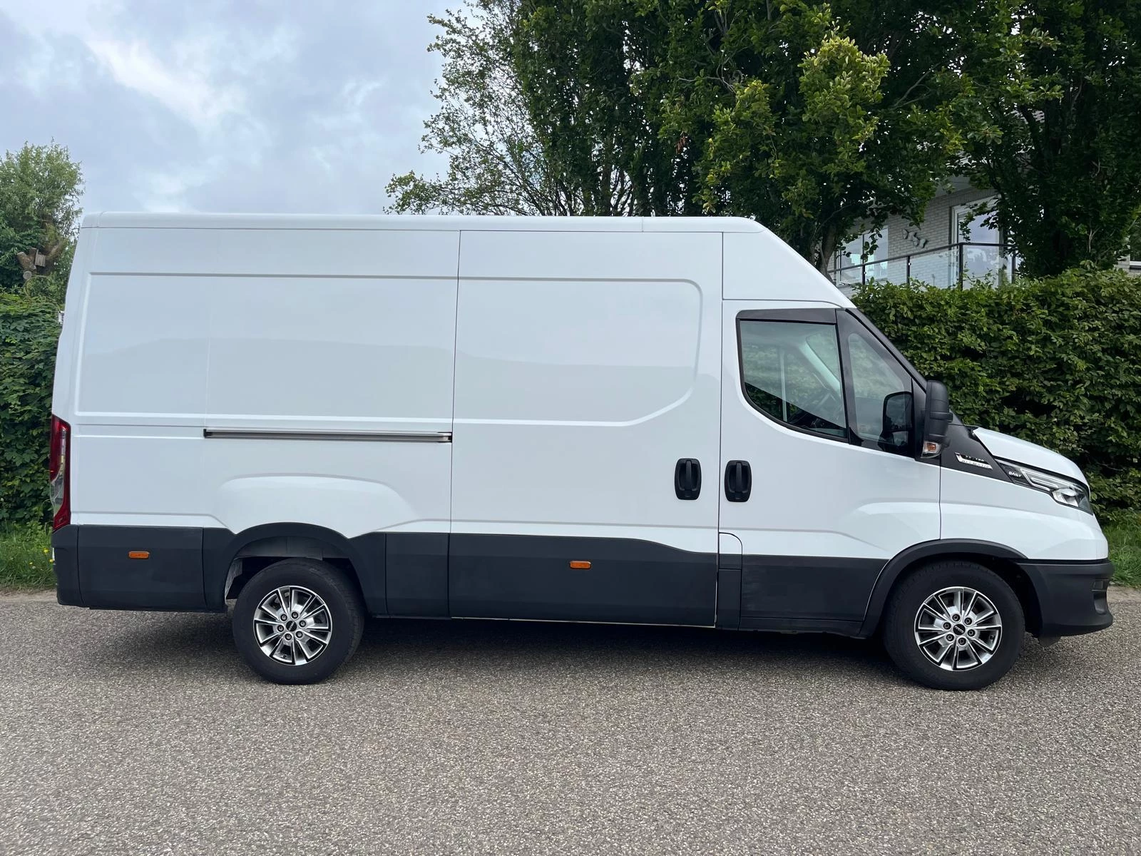 Hoofdafbeelding Iveco 35S18