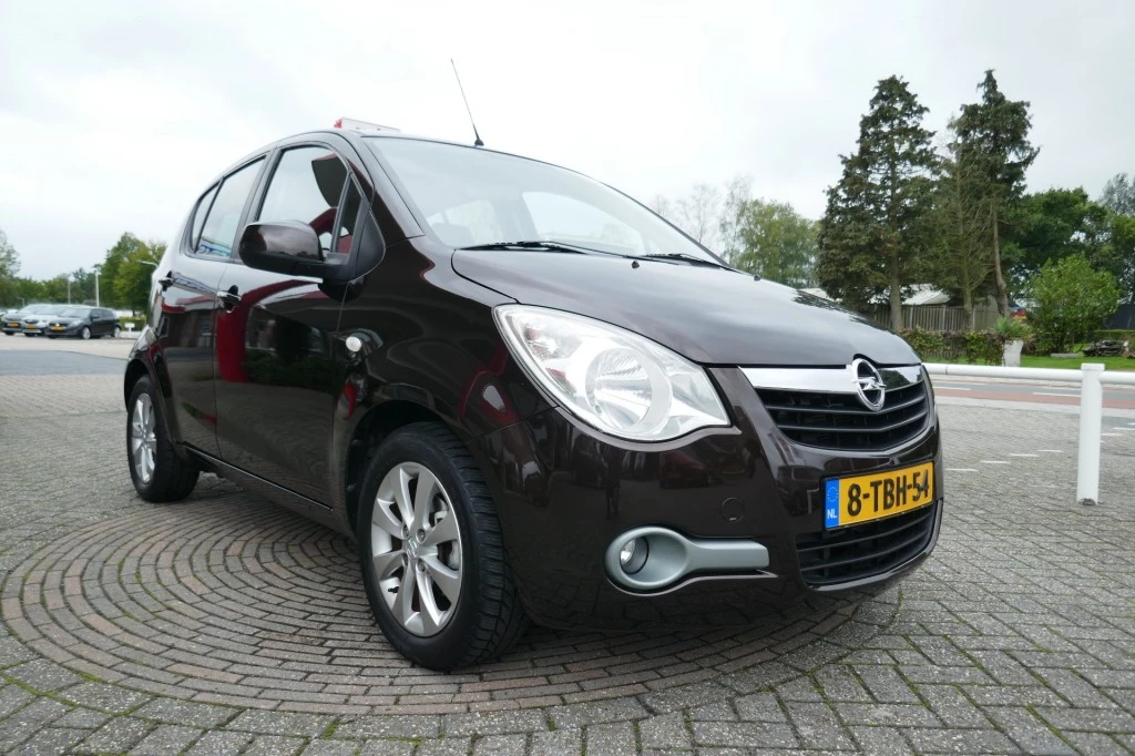 Hoofdafbeelding Opel Agila