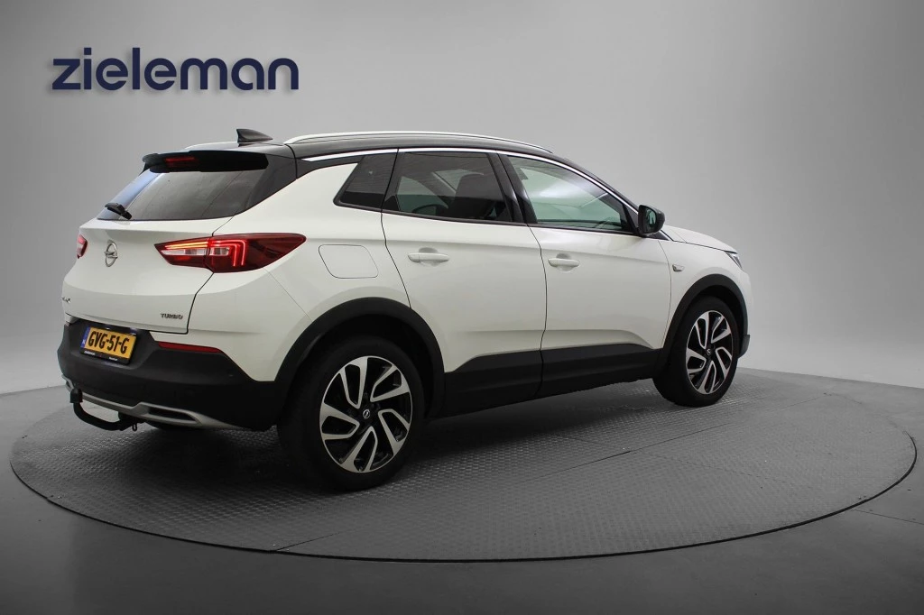 Hoofdafbeelding Opel Grandland X