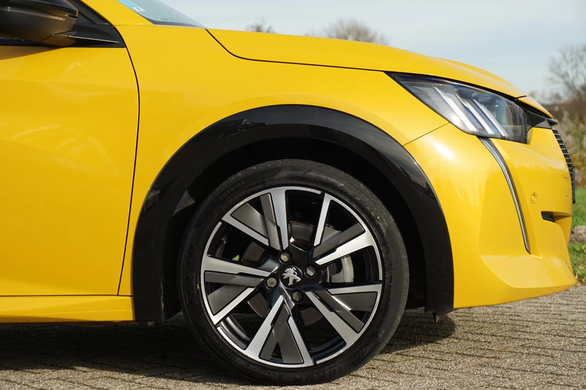 Hoofdafbeelding Peugeot 208