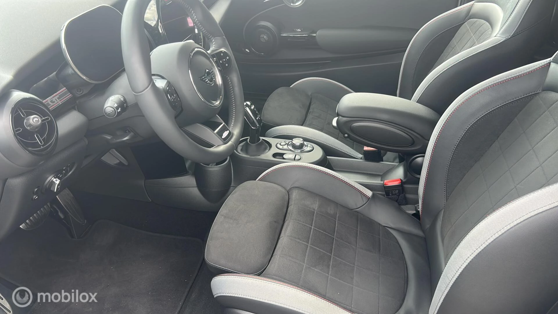 Hoofdafbeelding MINI Cooper S