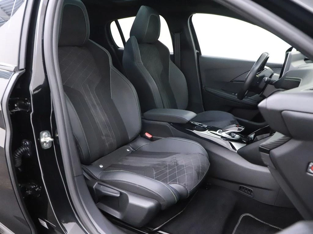 Hoofdafbeelding Peugeot e-208