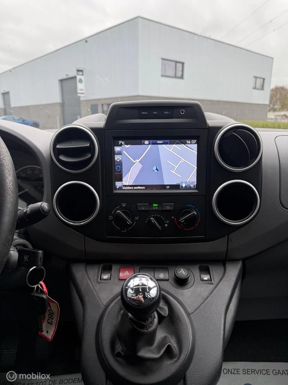 Hoofdafbeelding Peugeot Partner