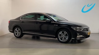 Volkswagen Passat 1.5 TSI 150pk DSG R-Line Business + Leder Virtual Cockpit Camera Stoelverwarming Trekhaak
