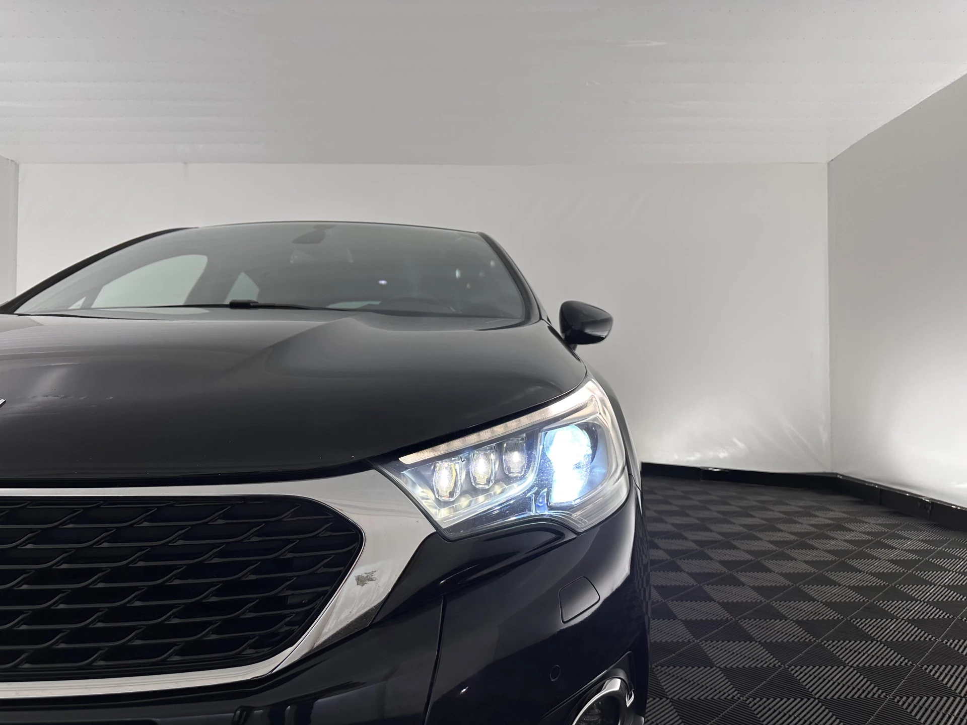 Hoofdafbeelding DS DS 4