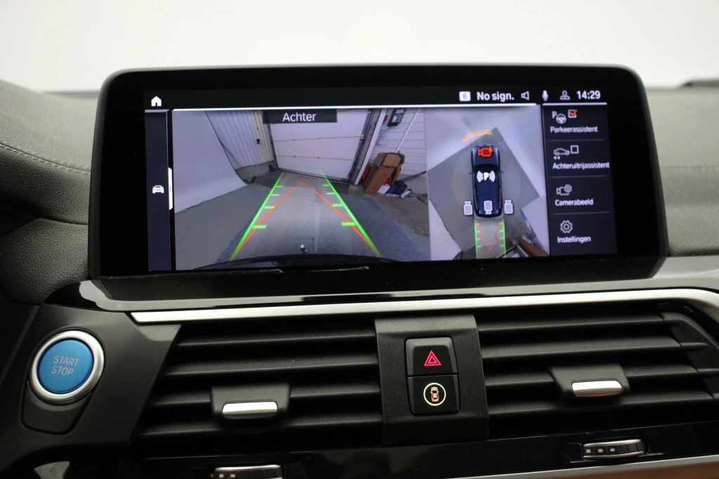 Hoofdafbeelding BMW iX3