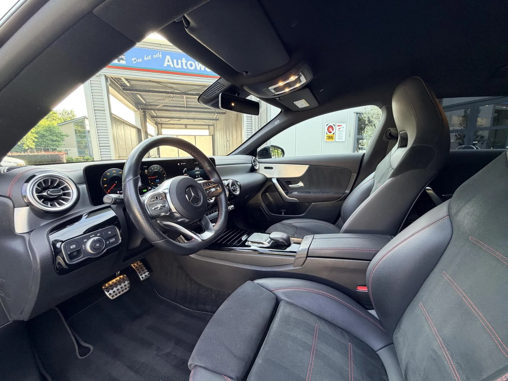 Hoofdafbeelding Mercedes-Benz CLA