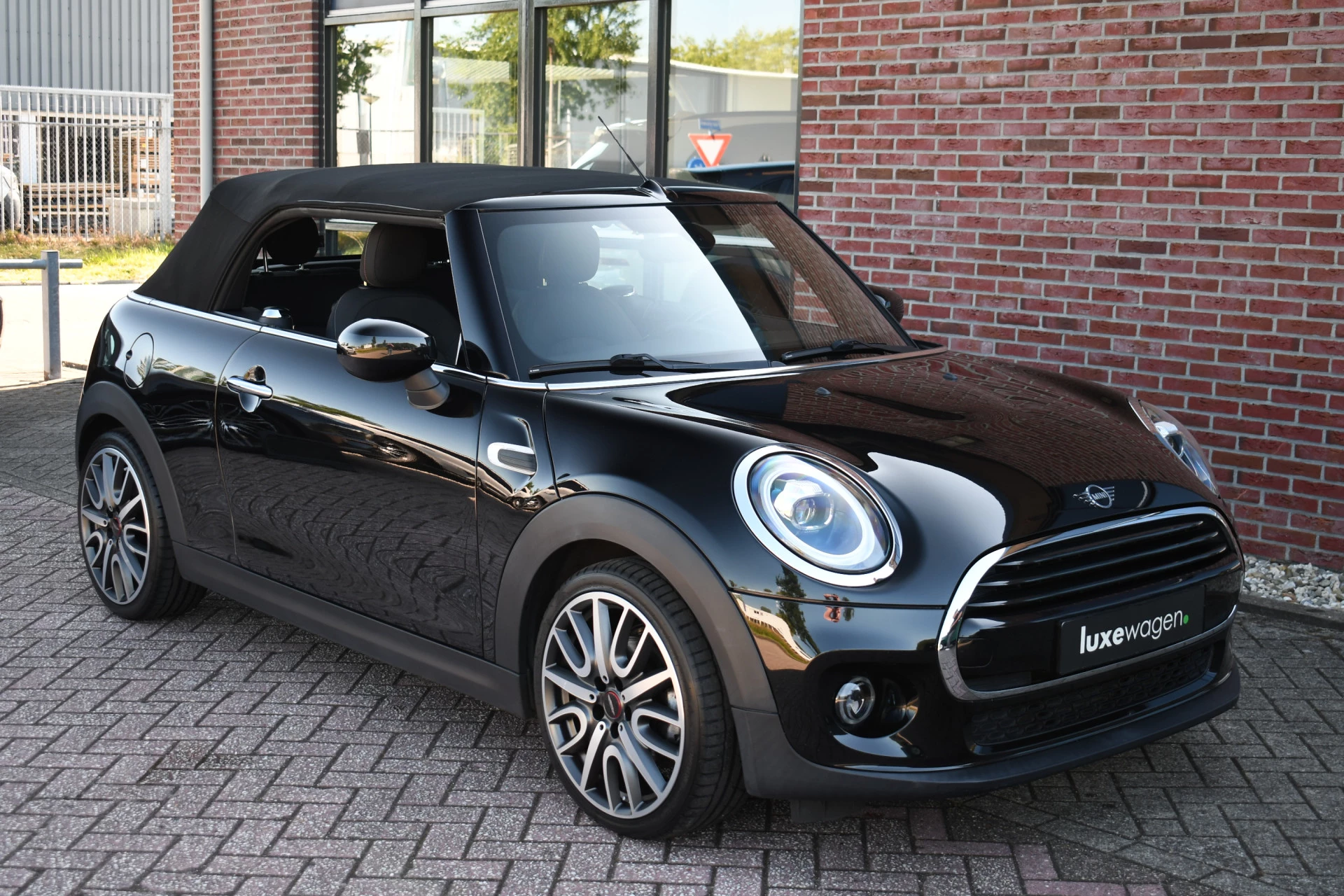 Hoofdafbeelding MINI Cooper Cabrio