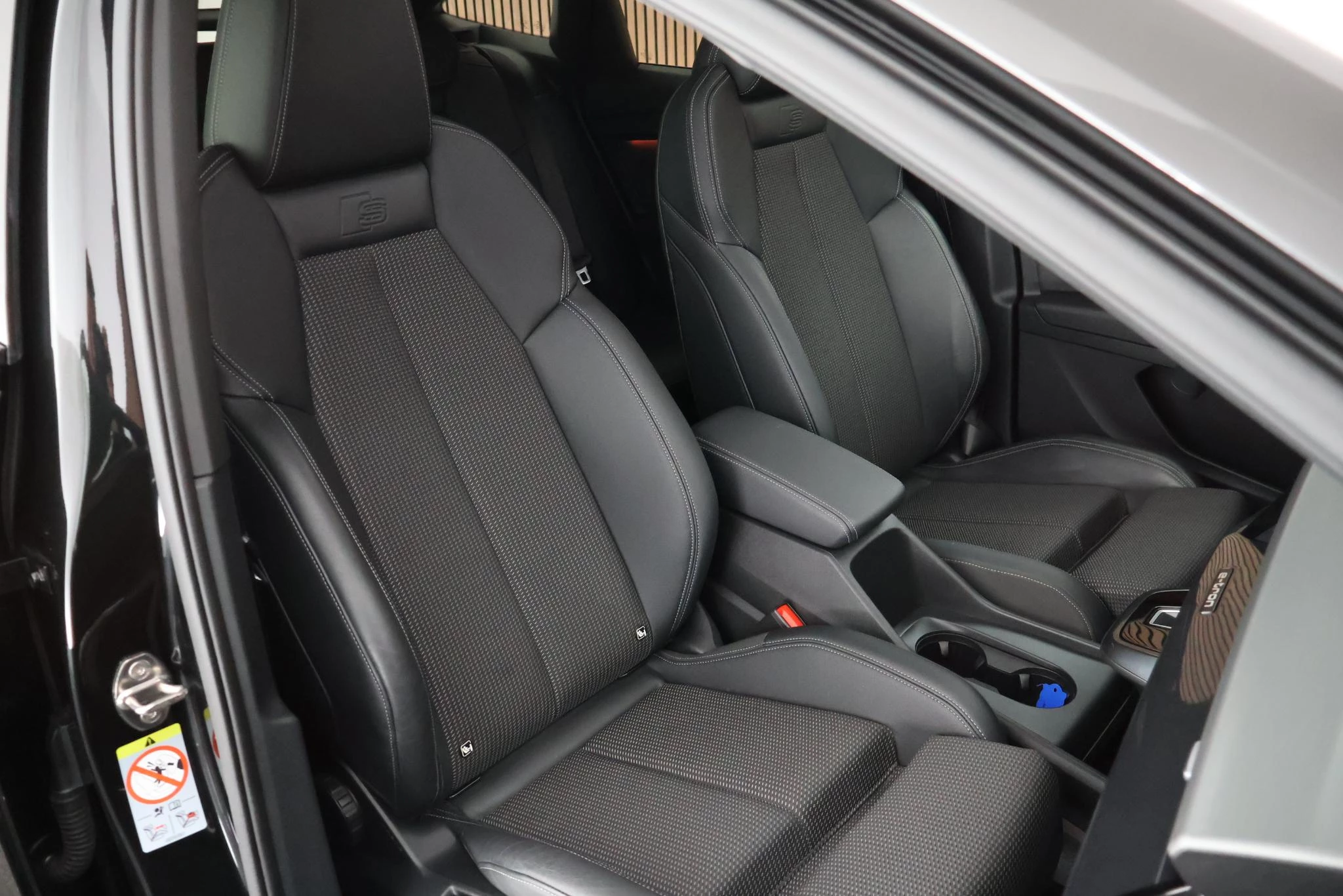 Hoofdafbeelding Audi Q4 Sportback e-tron