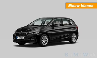 BMW 2 Serie 220i 192pk High Exe,Leer,Sportstoel,HeadUp,Trekhk afn,NaviPro,Camera,Stoelverw,Cruise