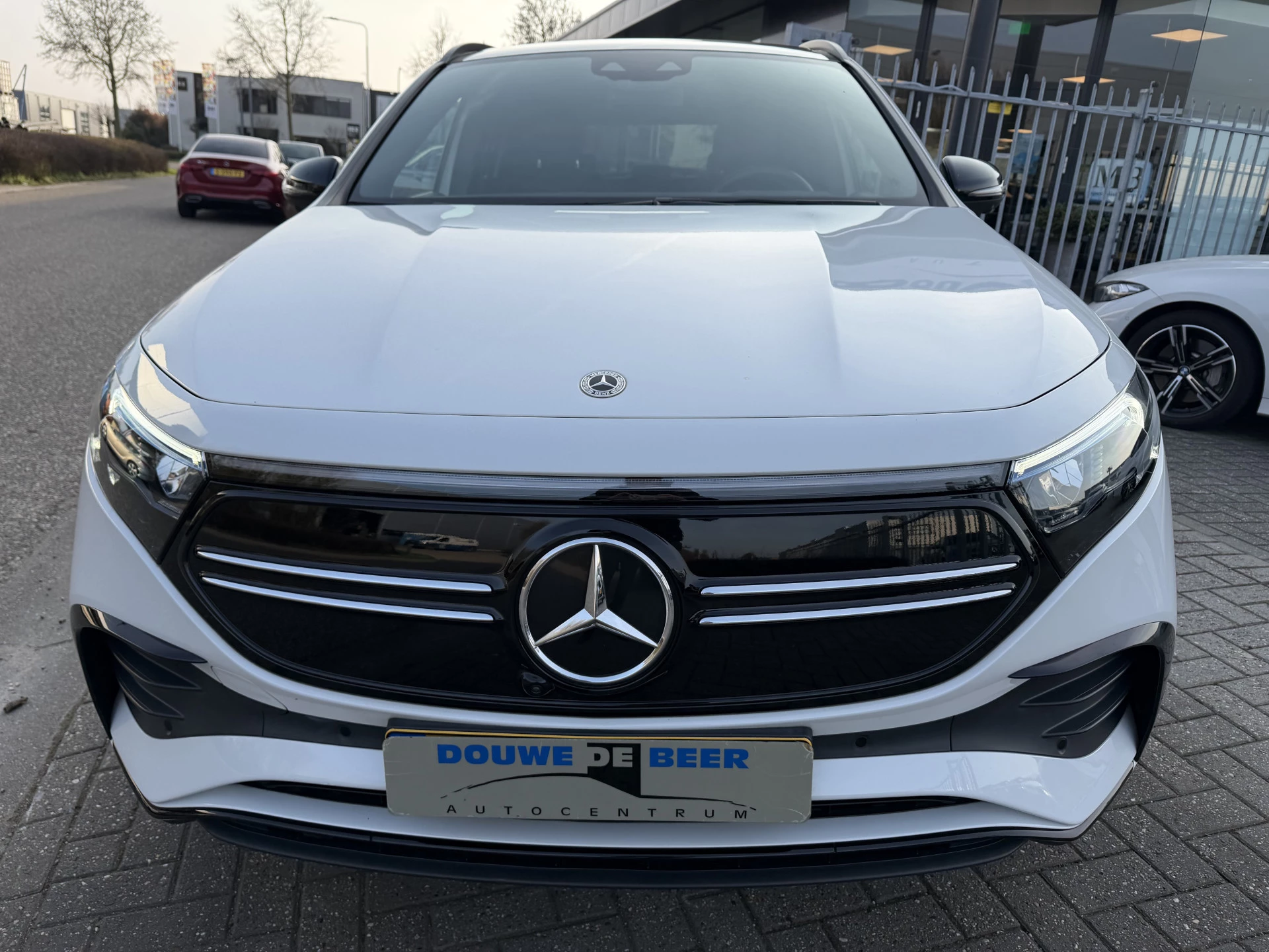 Hoofdafbeelding Mercedes-Benz EQA