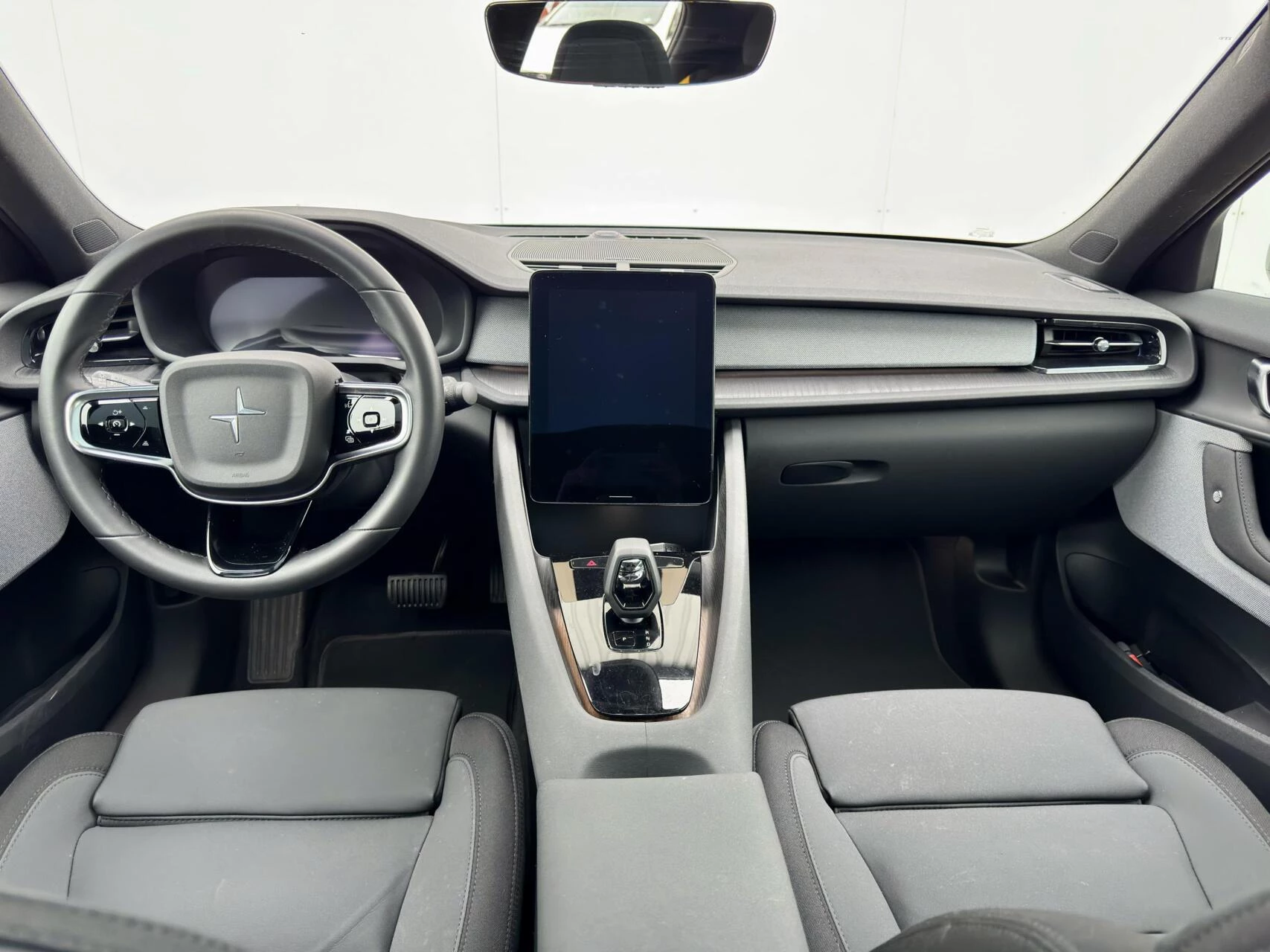 Hoofdafbeelding Polestar 2