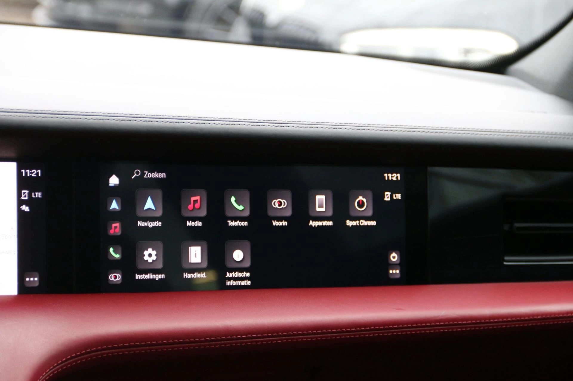 Hoofdafbeelding Porsche Taycan