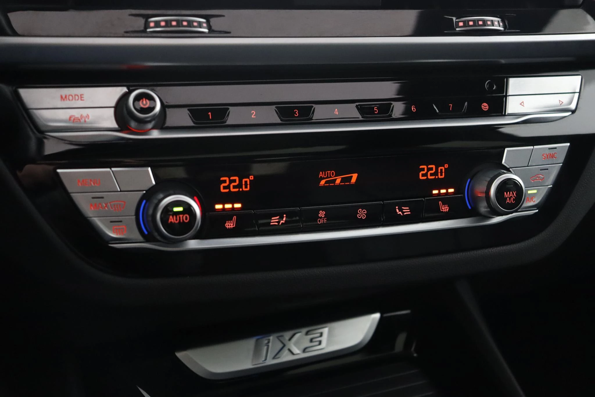 Hoofdafbeelding BMW iX3