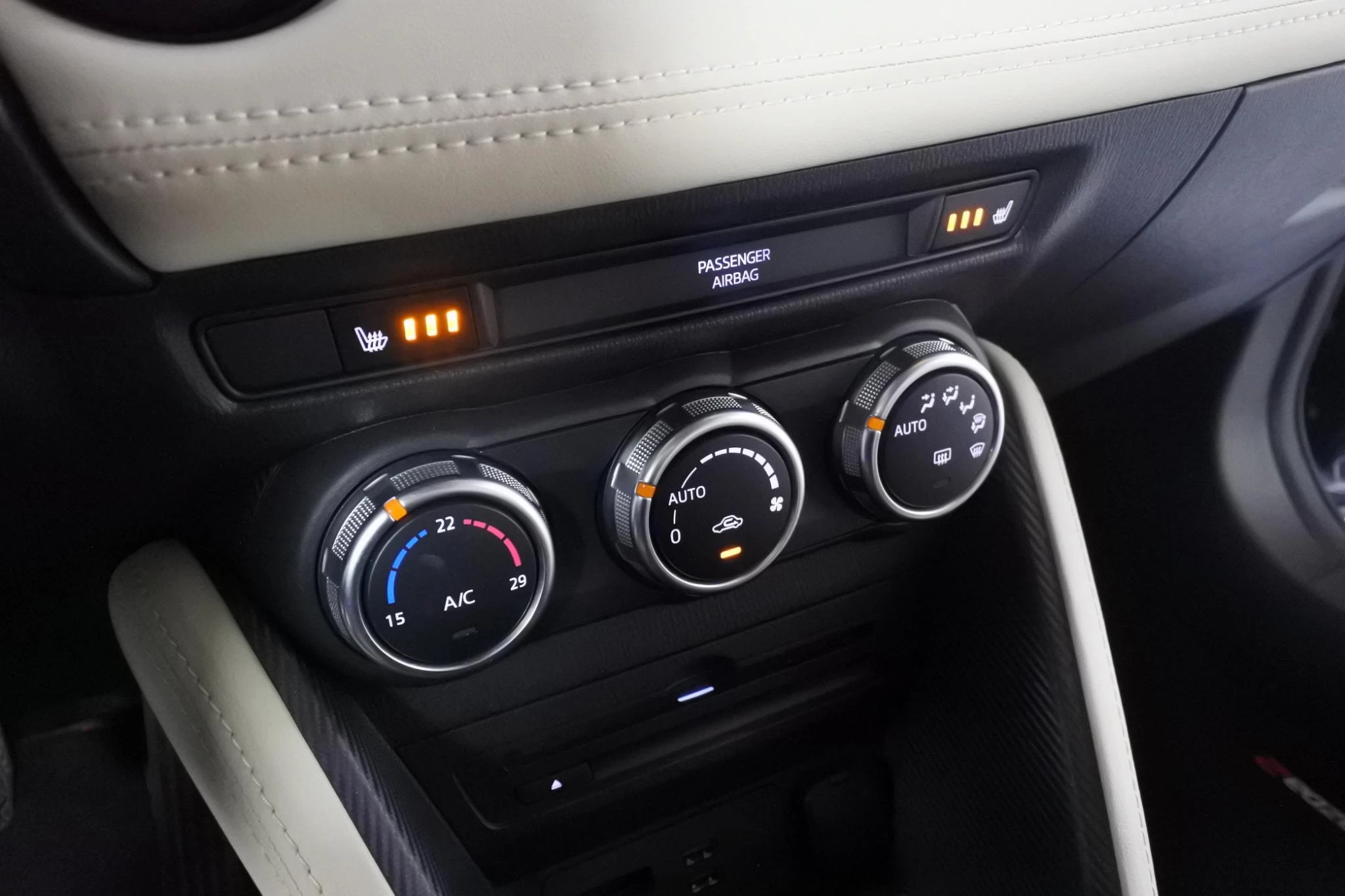 Hoofdafbeelding Mazda 2