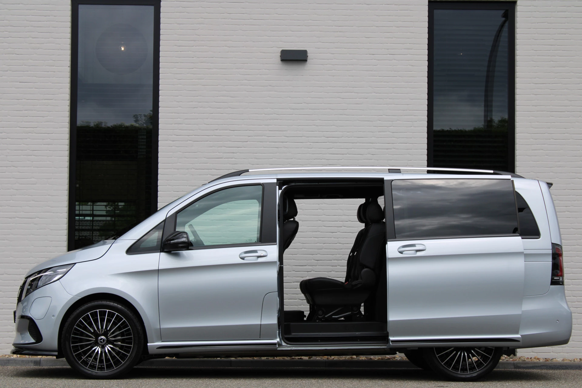 Hoofdafbeelding Mercedes-Benz EQV