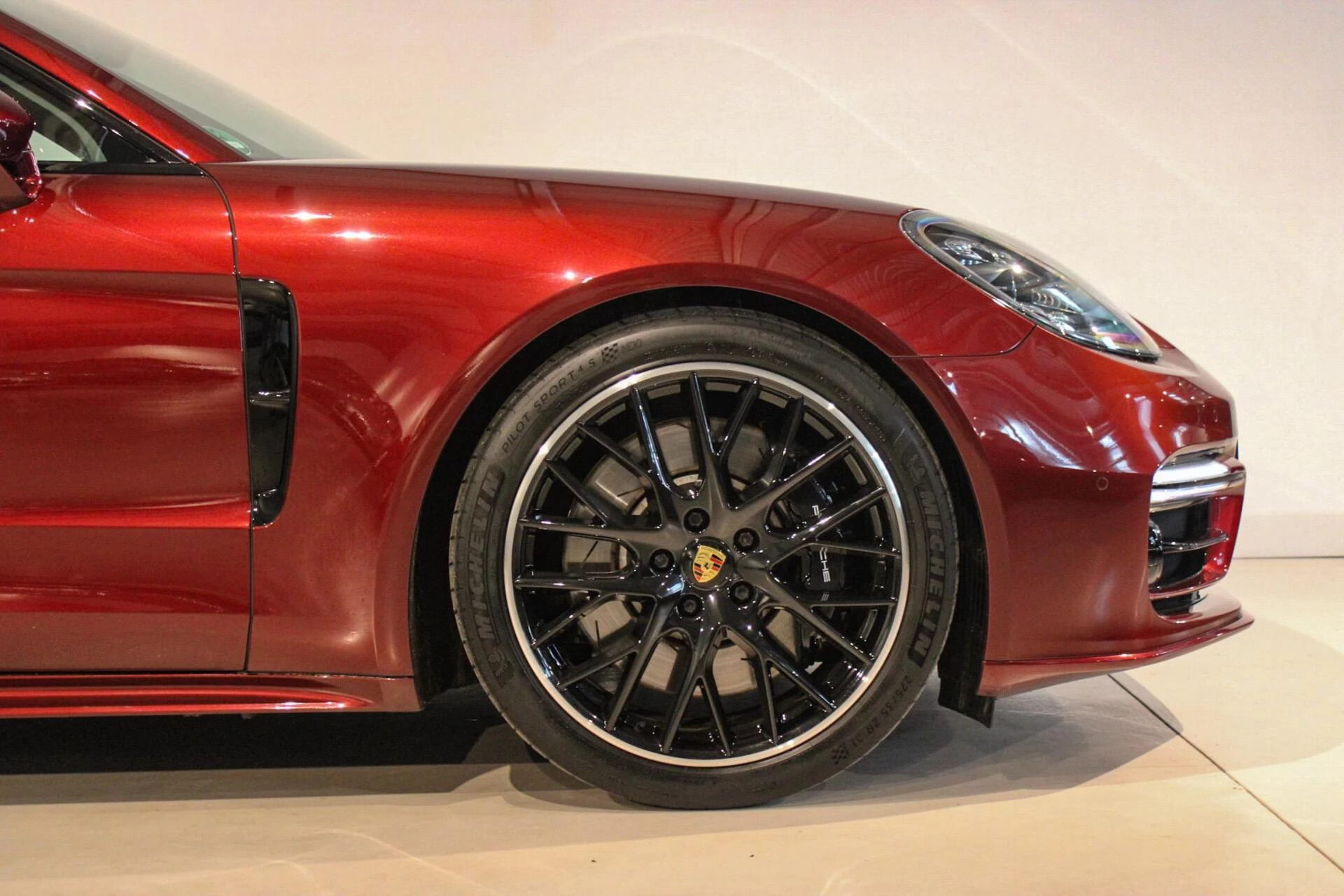 Hoofdafbeelding Porsche Panamera