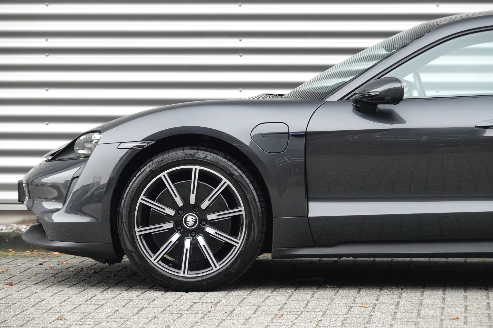 Hoofdafbeelding Porsche Taycan