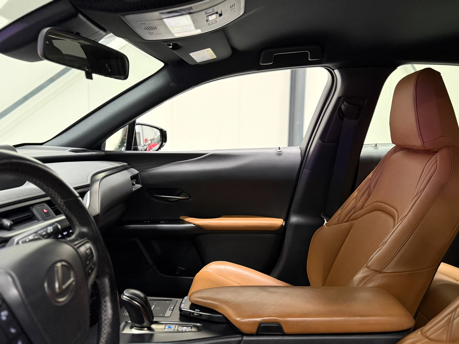 Hoofdafbeelding Lexus UX