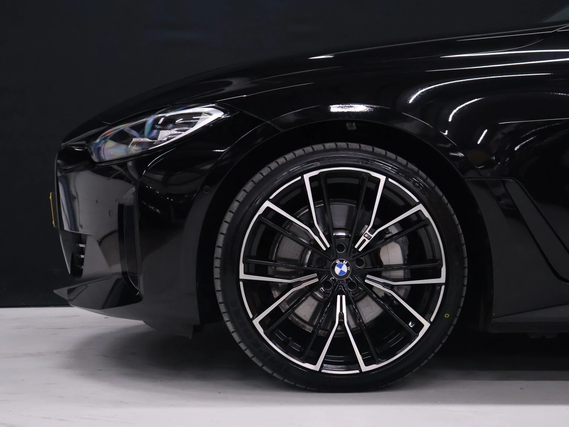 Hoofdafbeelding BMW i4