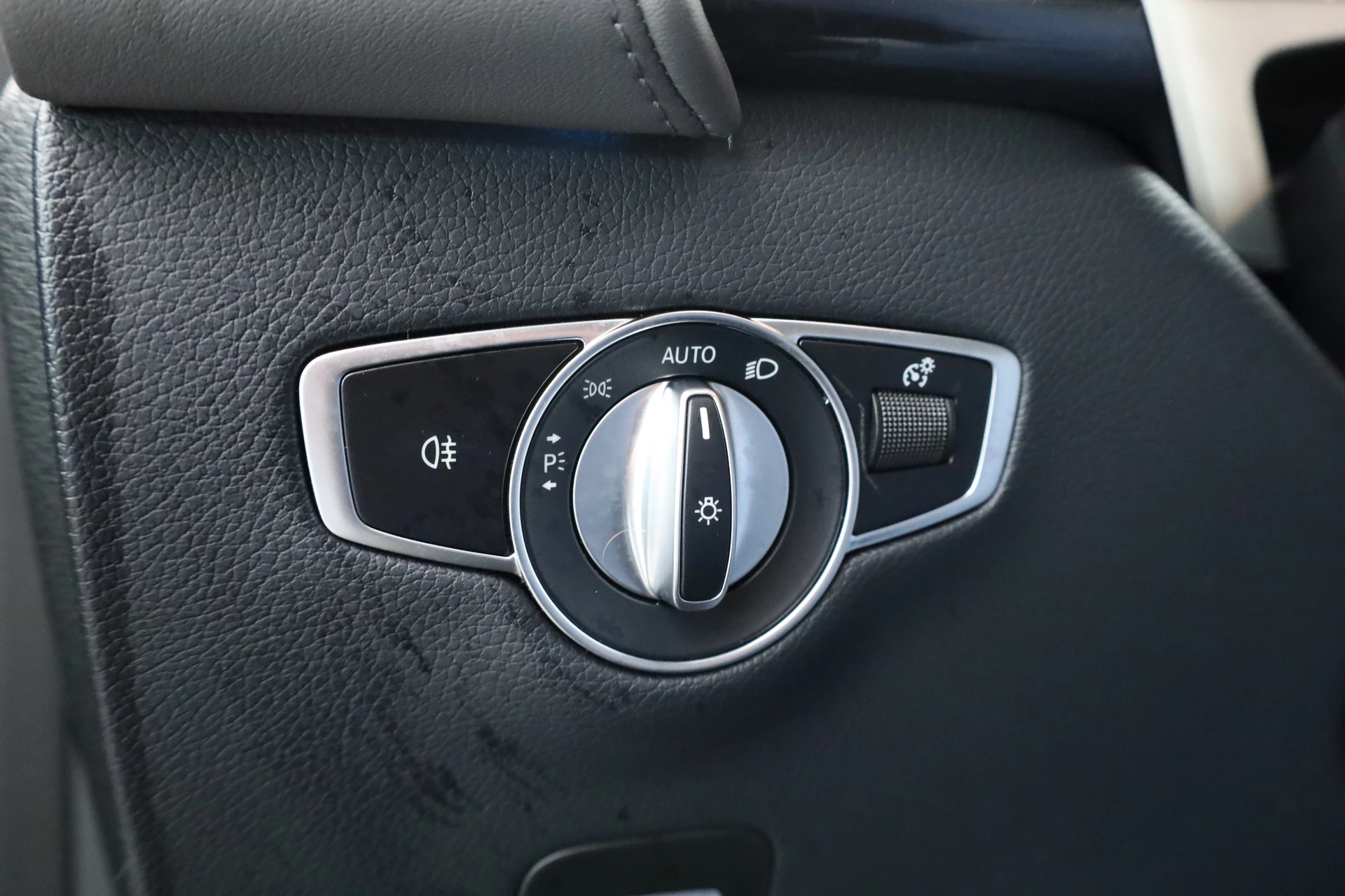 Hoofdafbeelding Mercedes-Benz EQC