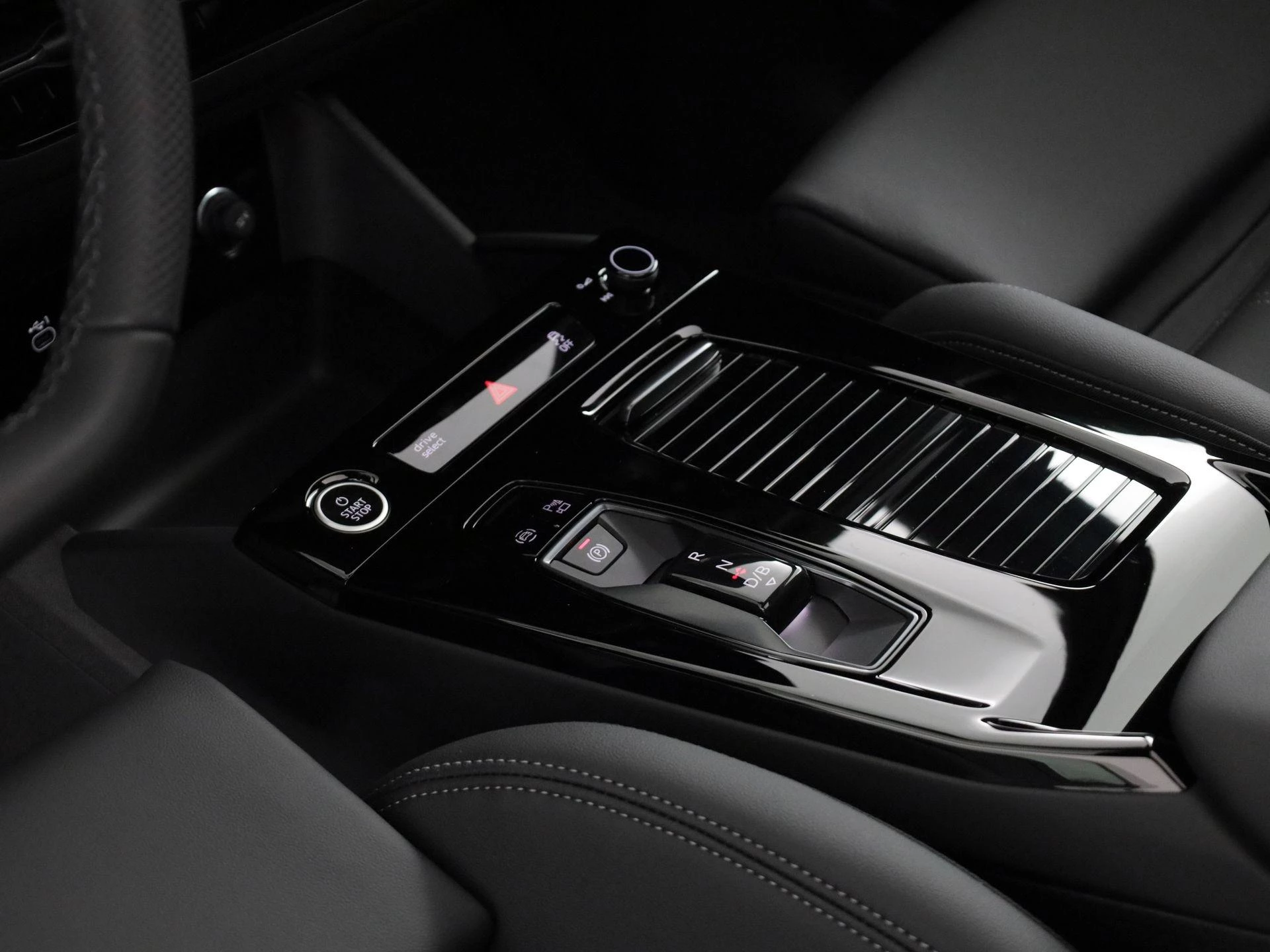 Hoofdafbeelding Audi Q6 e-tron
