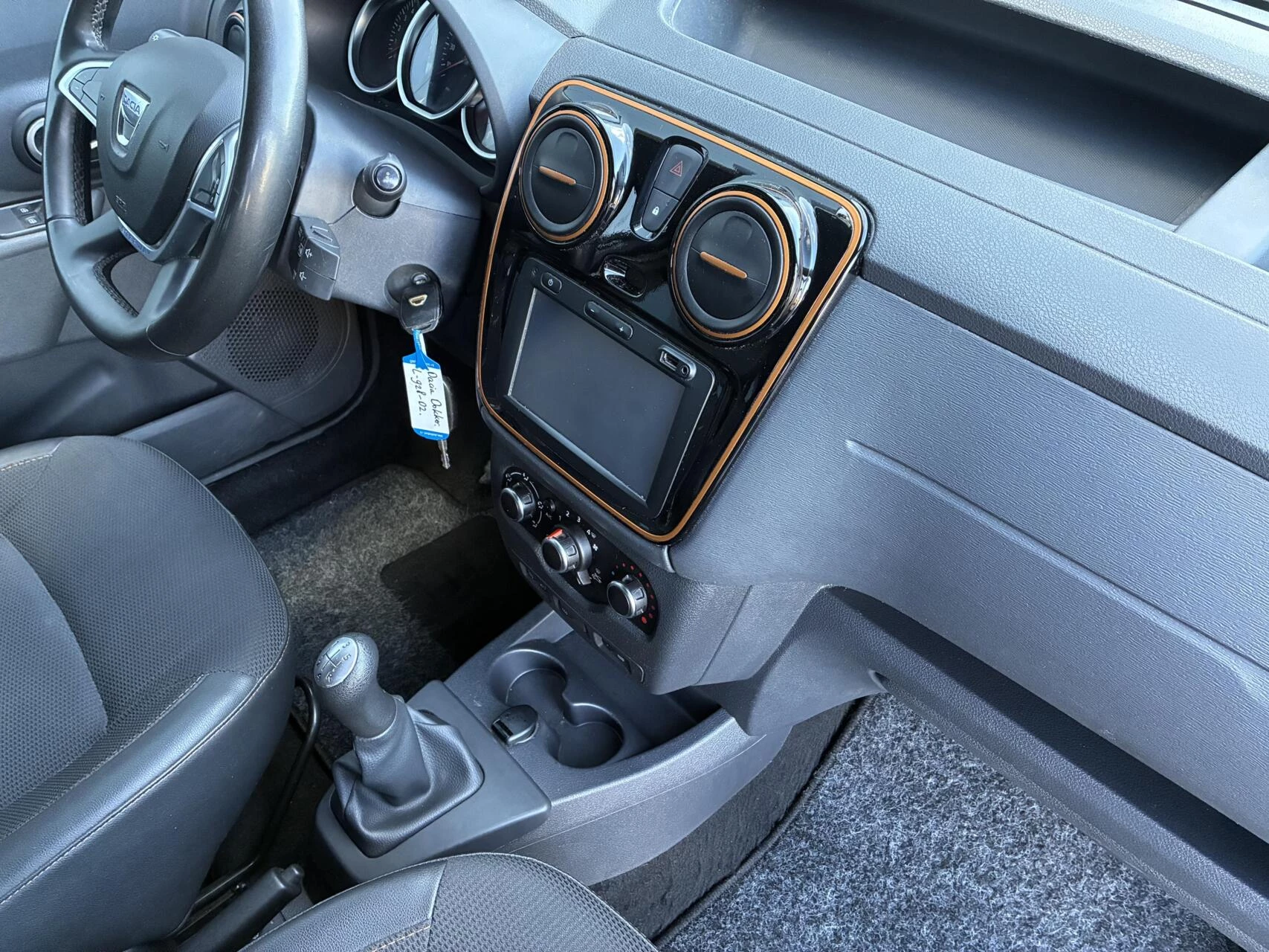 Hoofdafbeelding Dacia Dokker