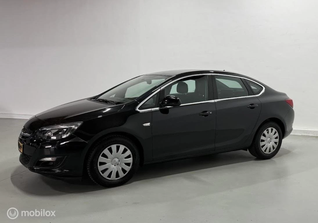 Hoofdafbeelding Opel Astra