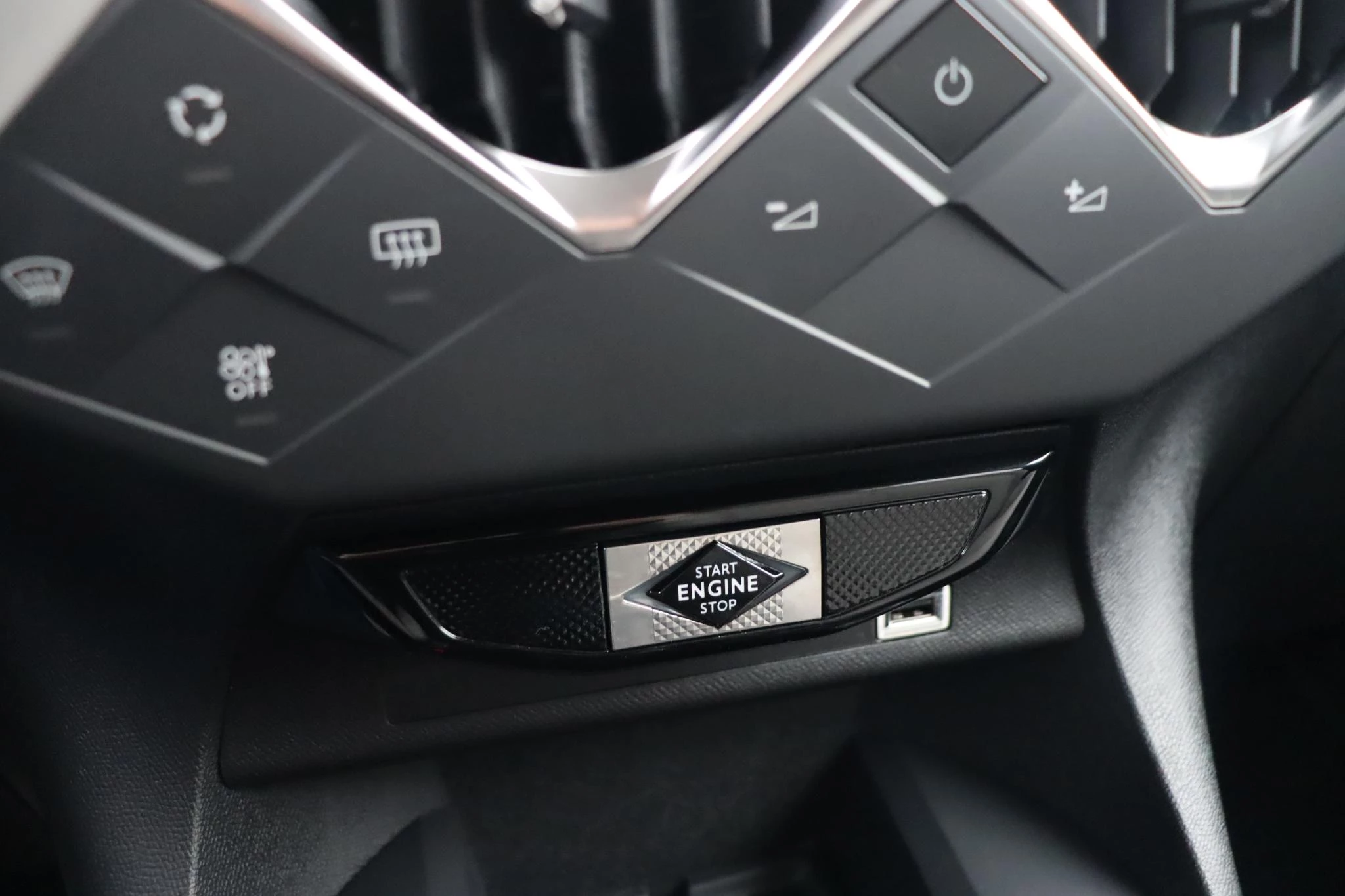 Hoofdafbeelding DS DS 3