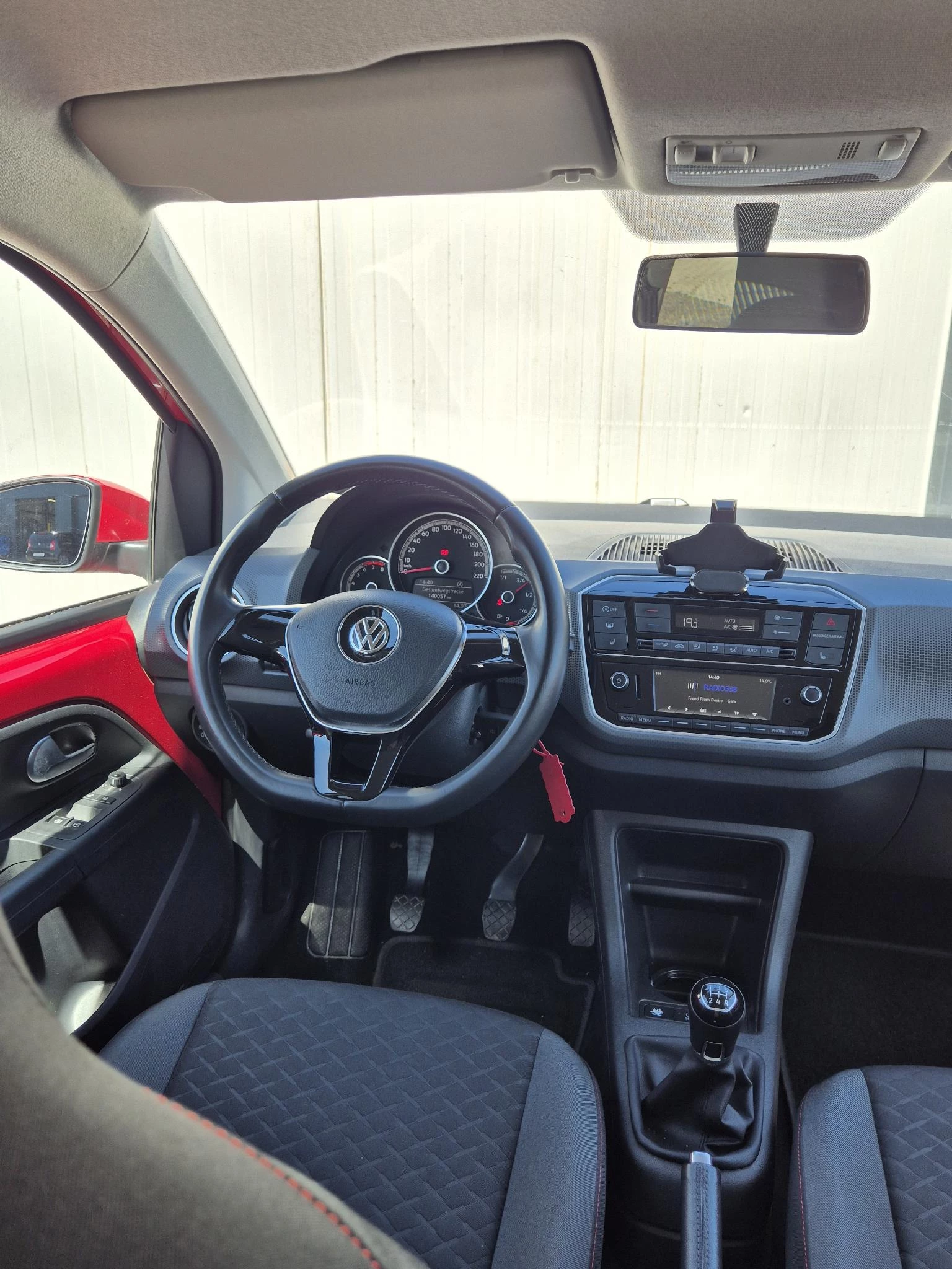 Hoofdafbeelding Volkswagen up!