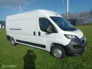 Peugeot Boxer Bestel 333 2.2 BlueHDi 120 L3H2 Premium DC