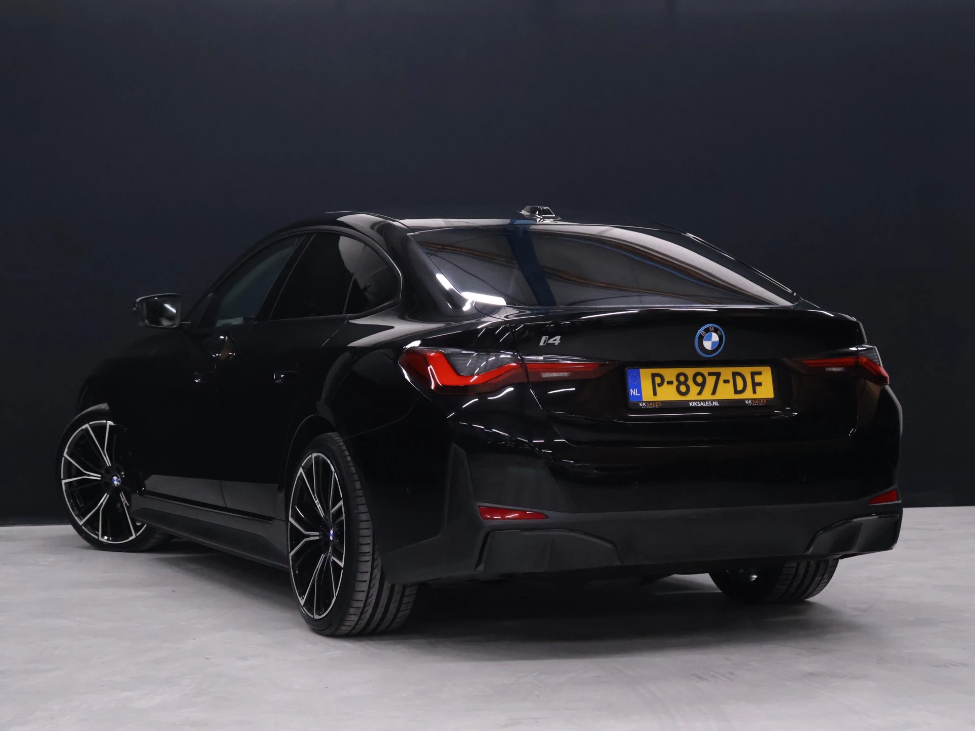 Hoofdafbeelding BMW i4