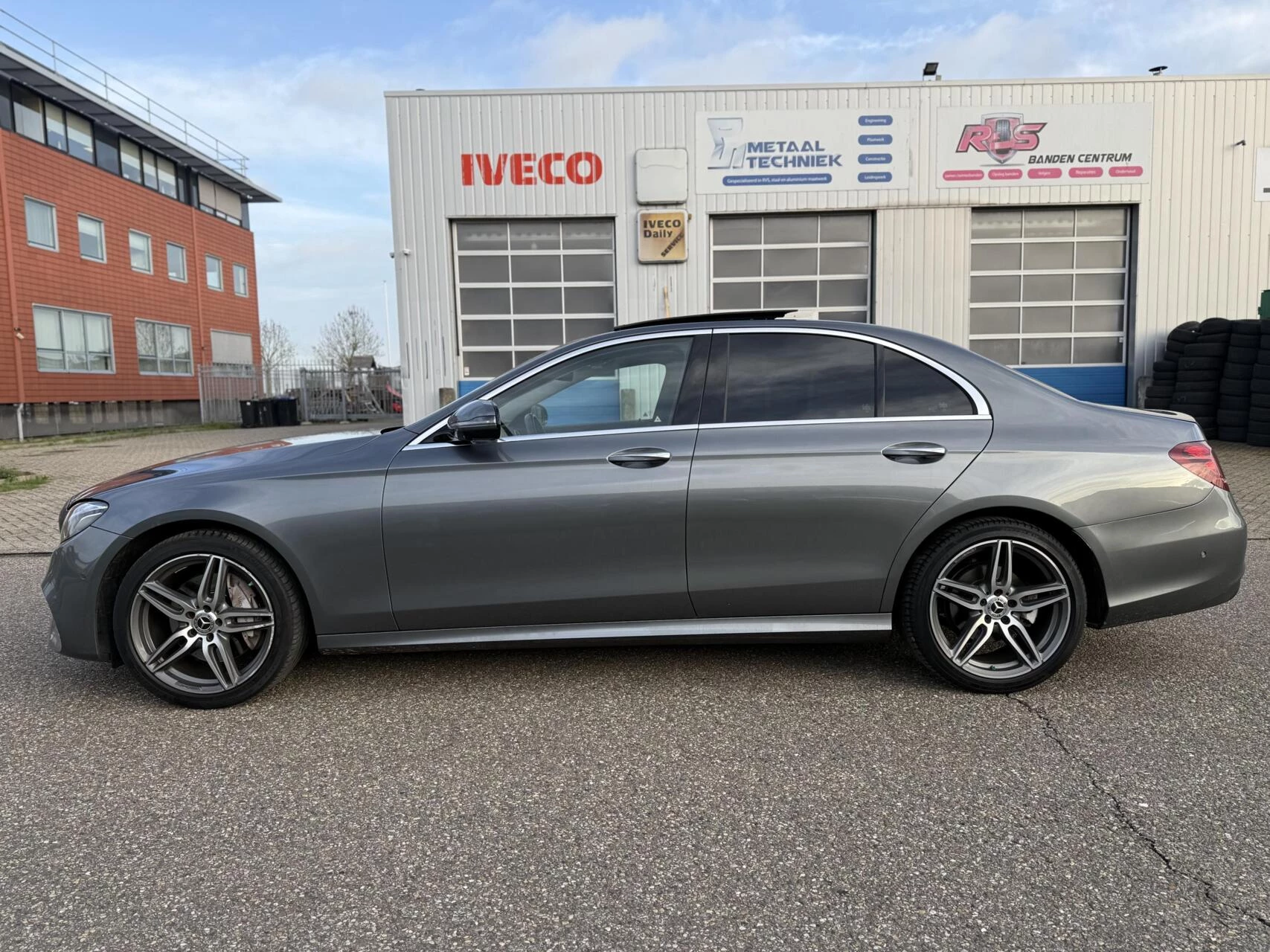Hoofdafbeelding Mercedes-Benz E-Klasse